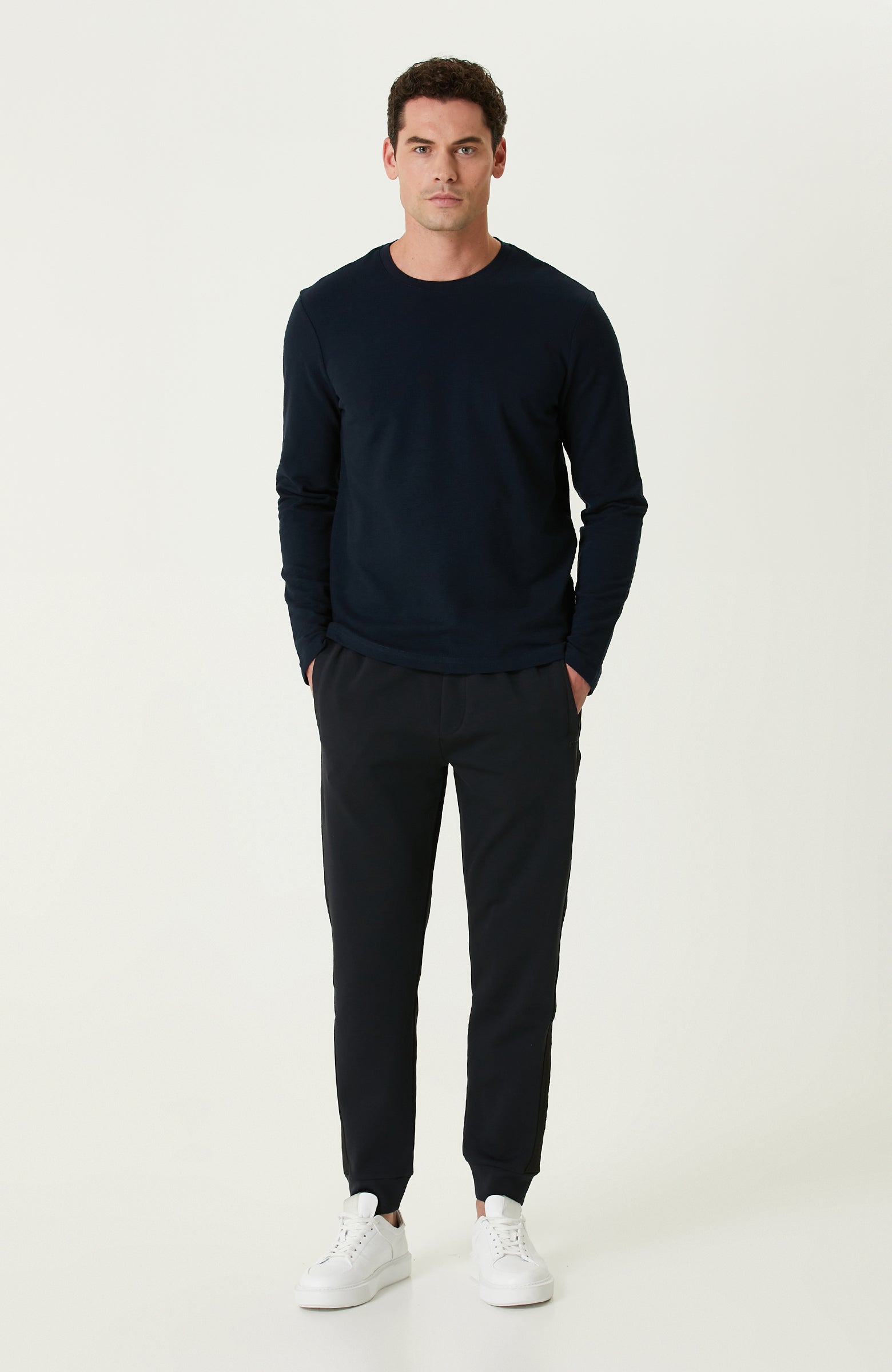 MEN'S TRACKSUIT