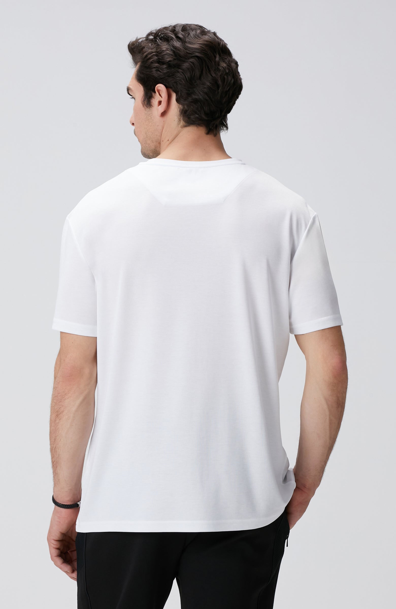 MEN'S White Basic T-Shirt
