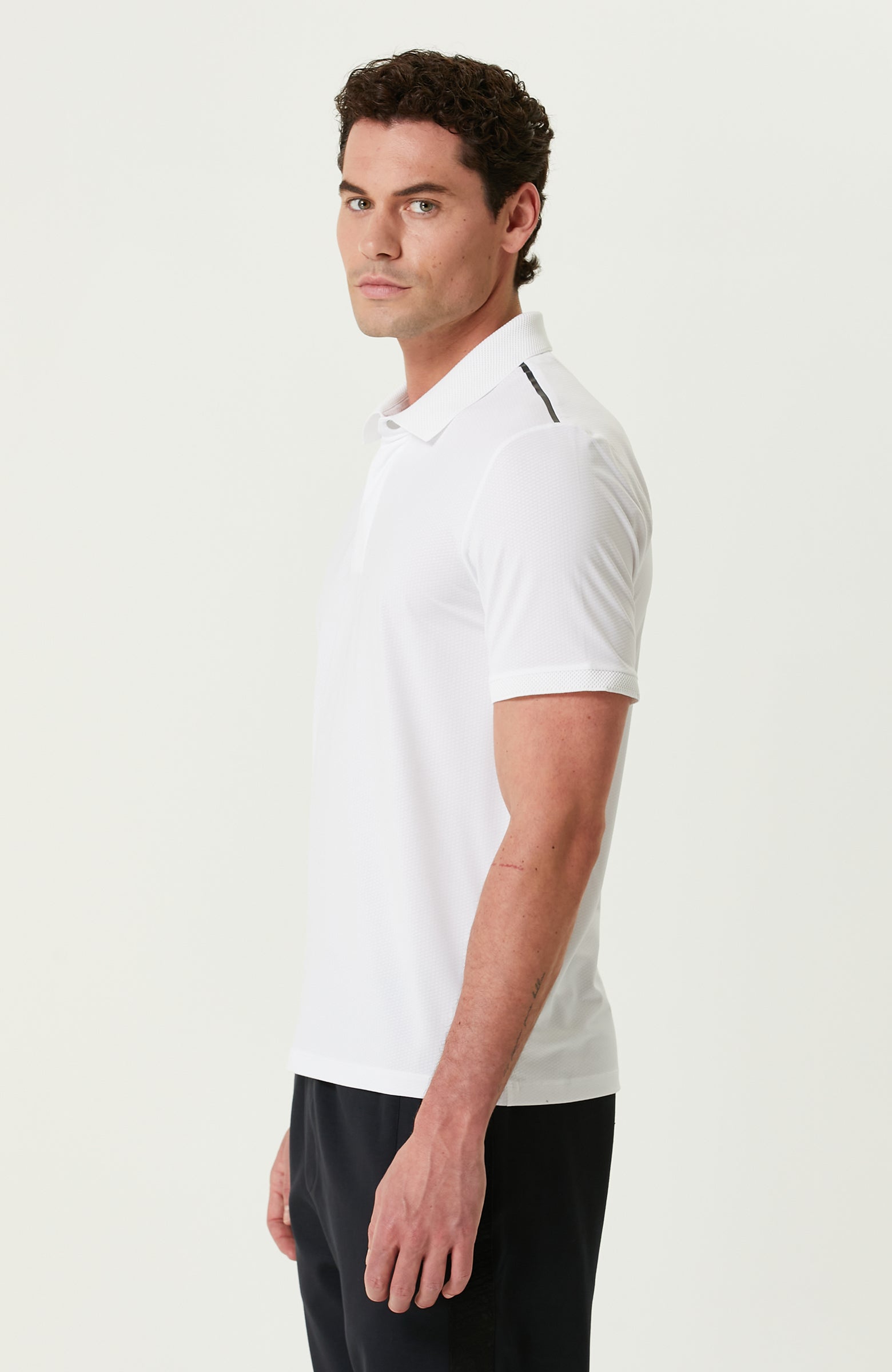 MEN'S TSHIRT