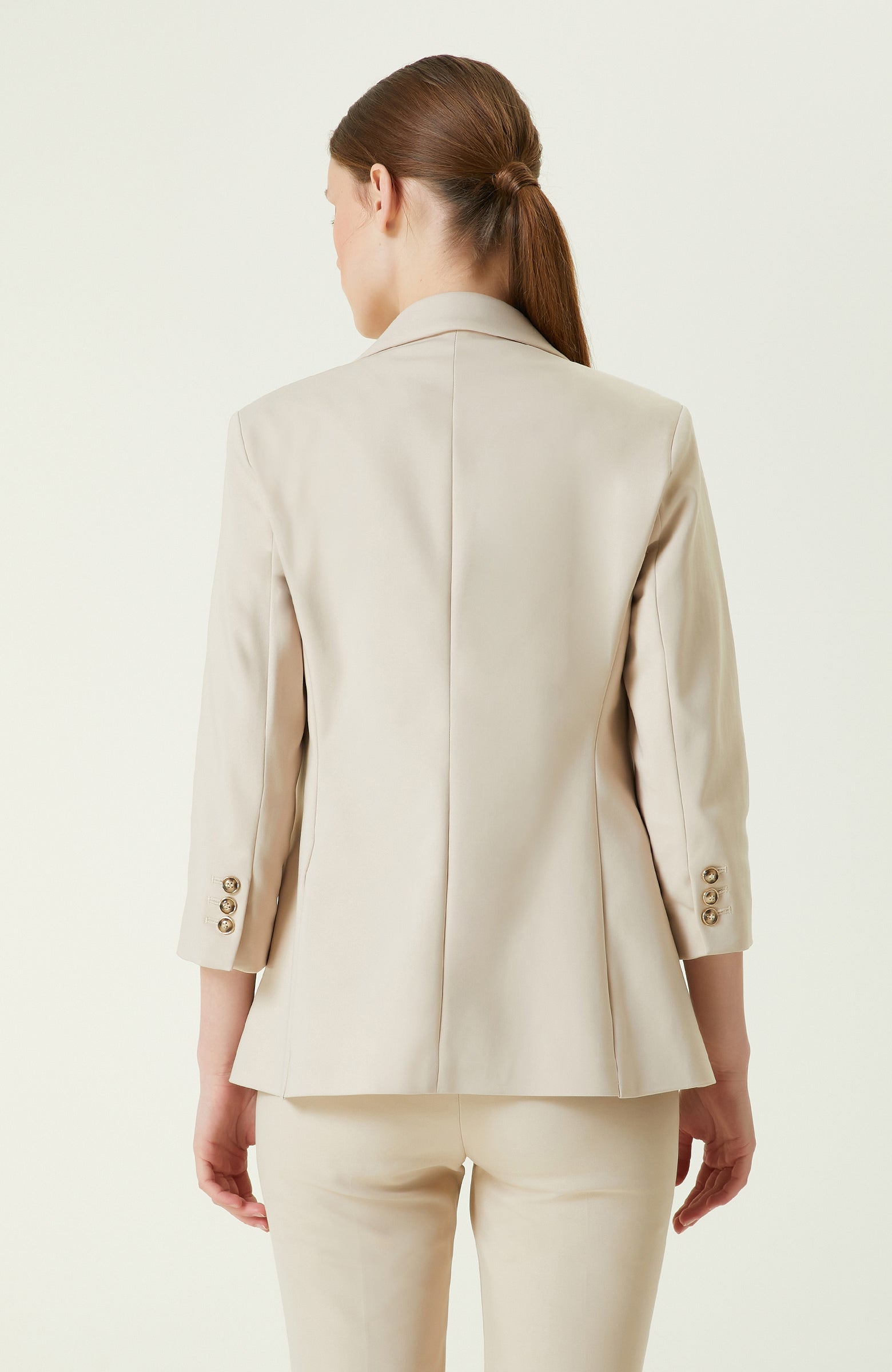 WOMEN'S JACKET