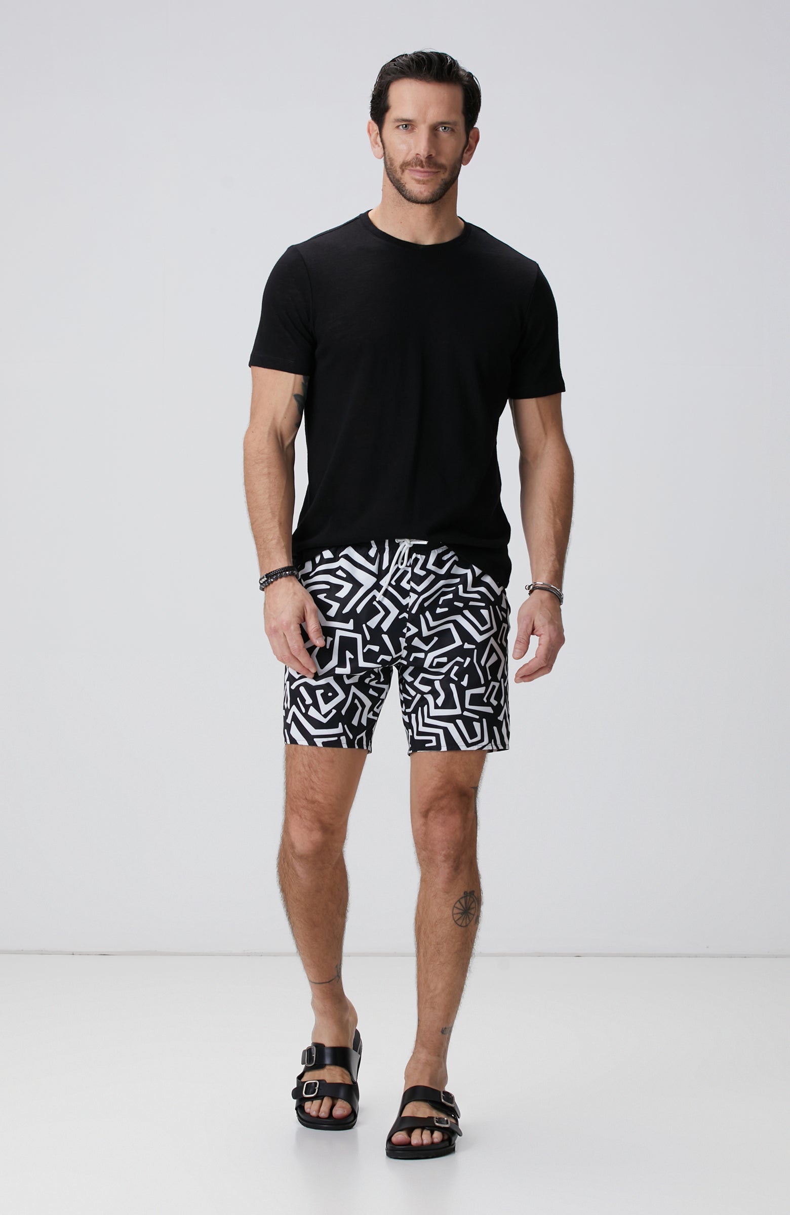MEN'S Black And White Patterned Swimsuit