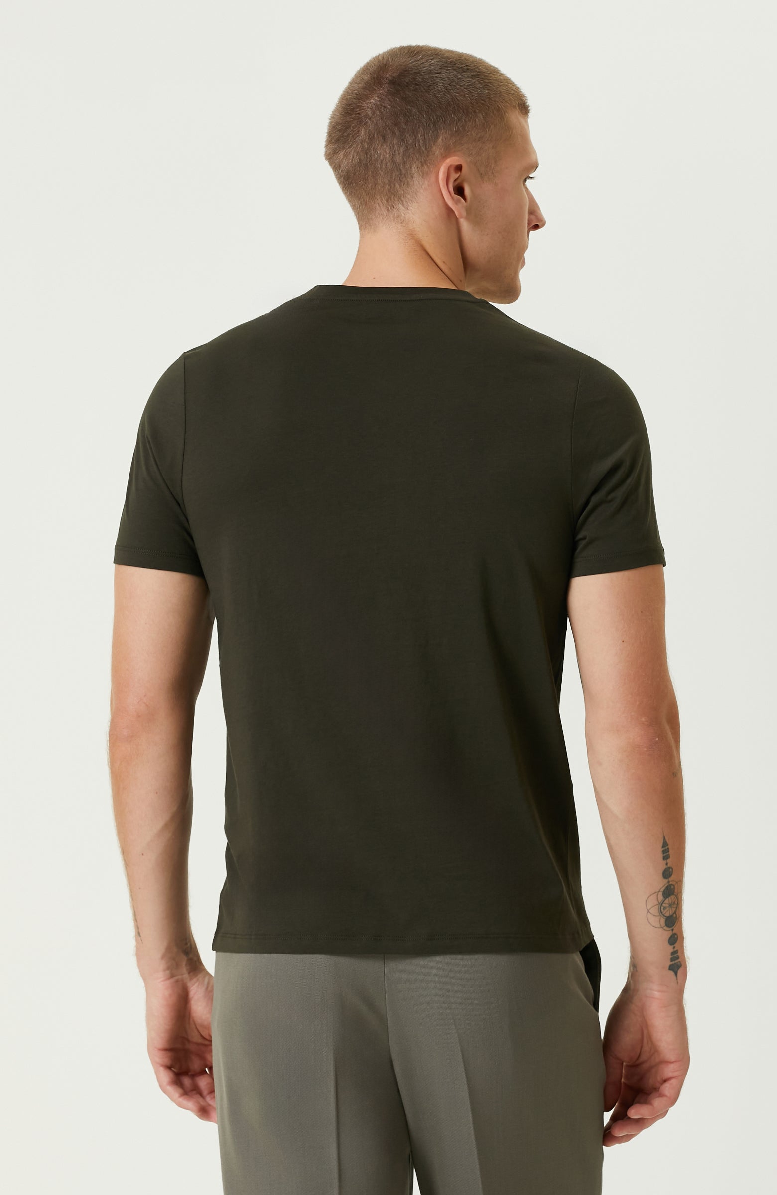 MEN'S TSHIRT