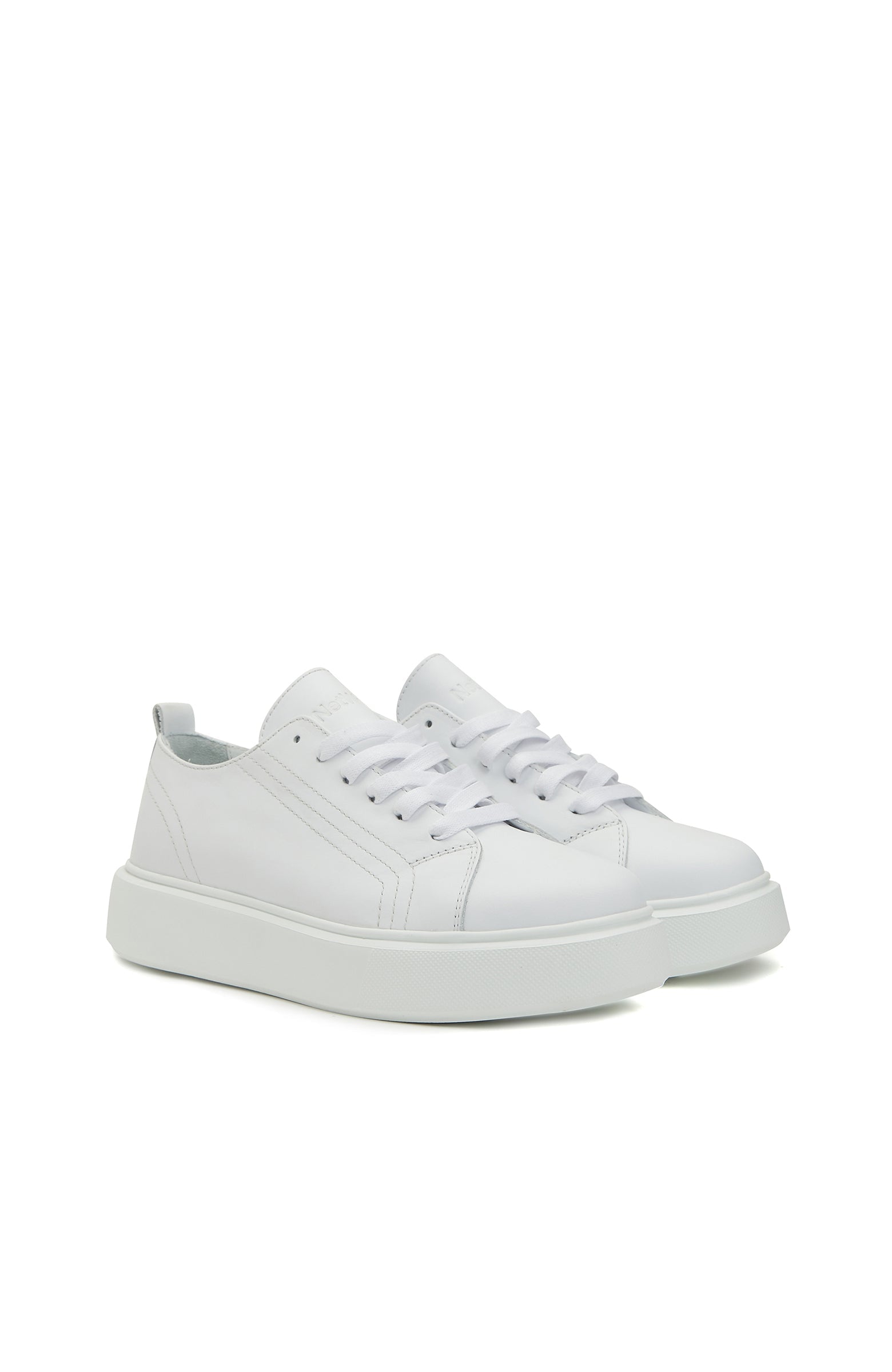 WOMEN'S SNEAKER