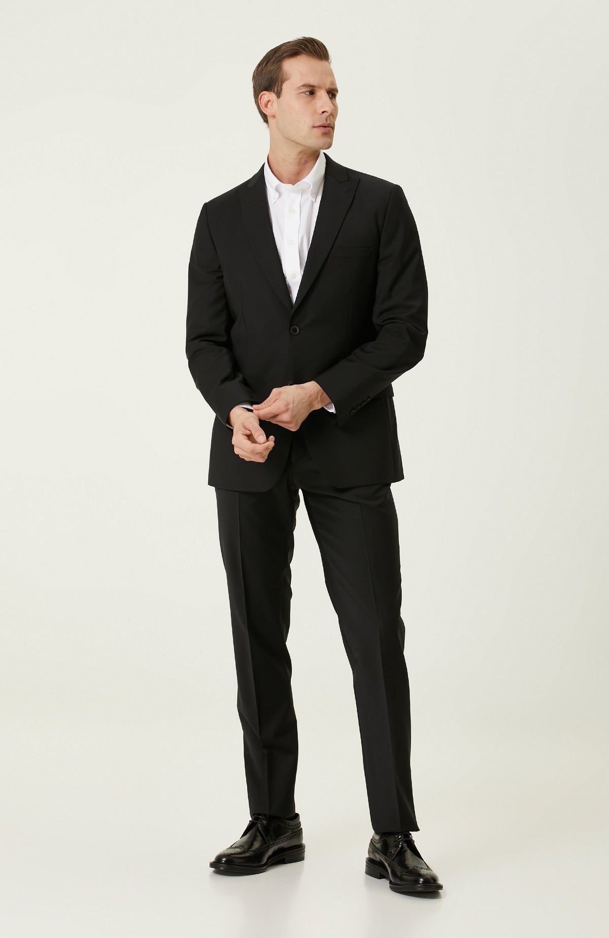 MEN'S Black Wool Classic Suit