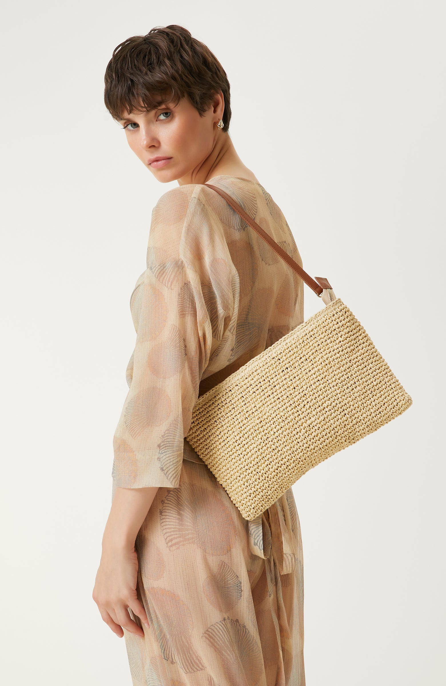 WOMEN'S CLUTCH