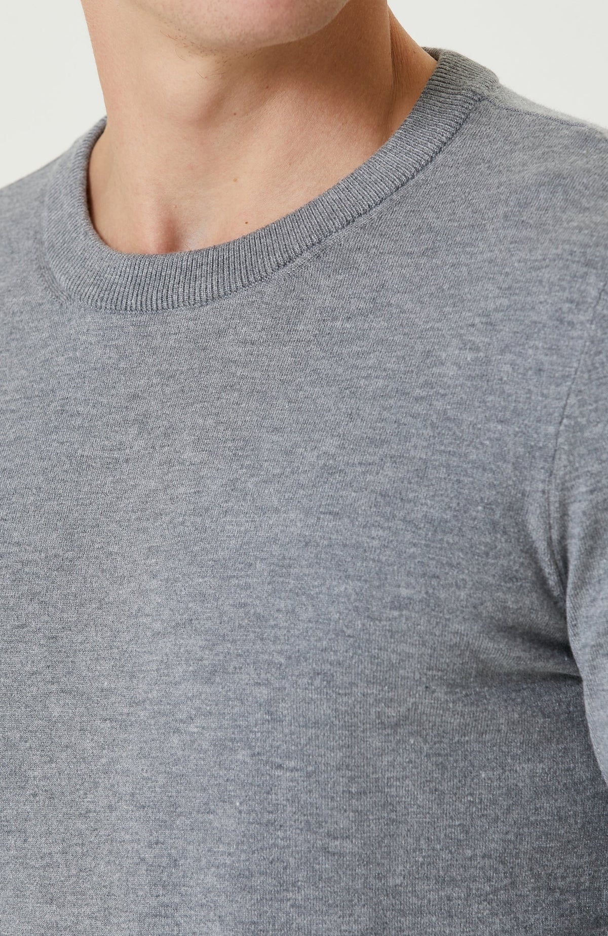 MEN'S JUMPER