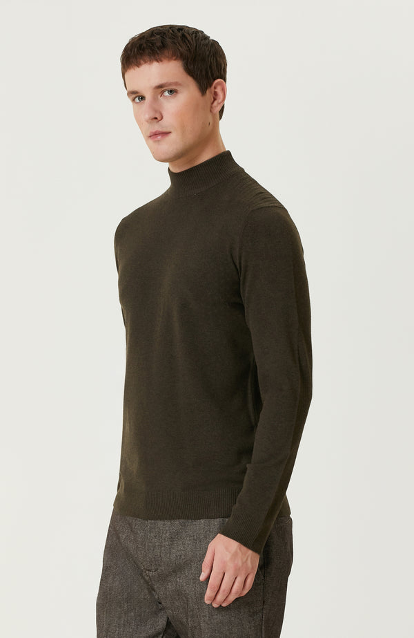 MEN'S Khaki Basic Knit Sweater