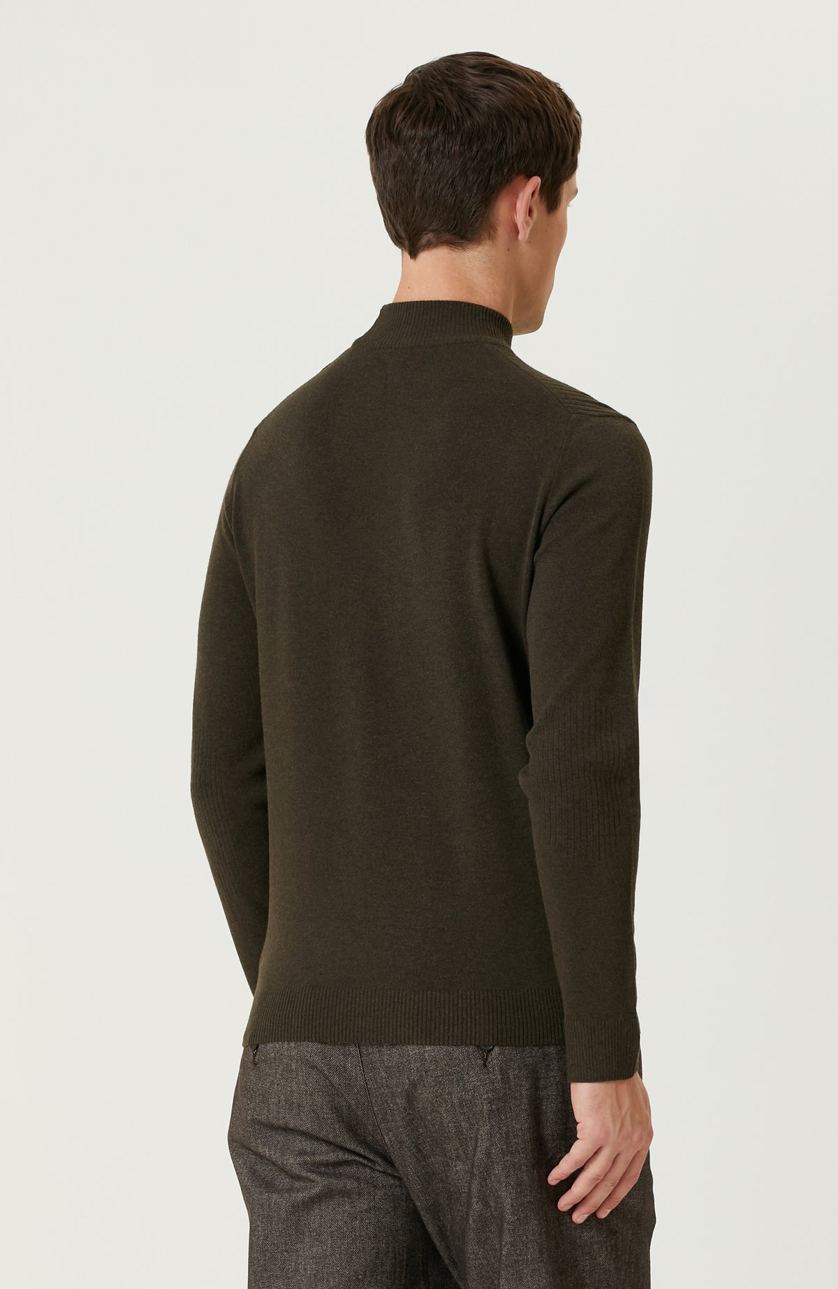 MEN'S Khaki Basic Knit Sweater
