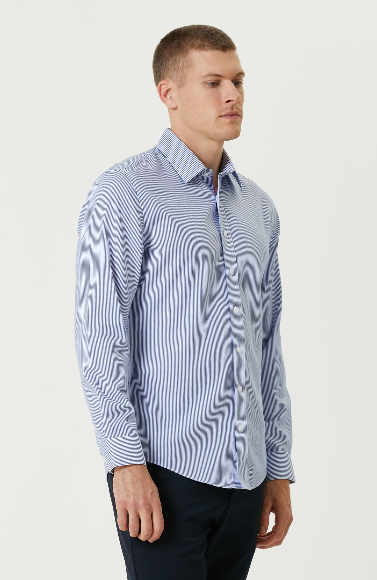 MEN'S STRIPE PATTERN NON-IRON SHIRT