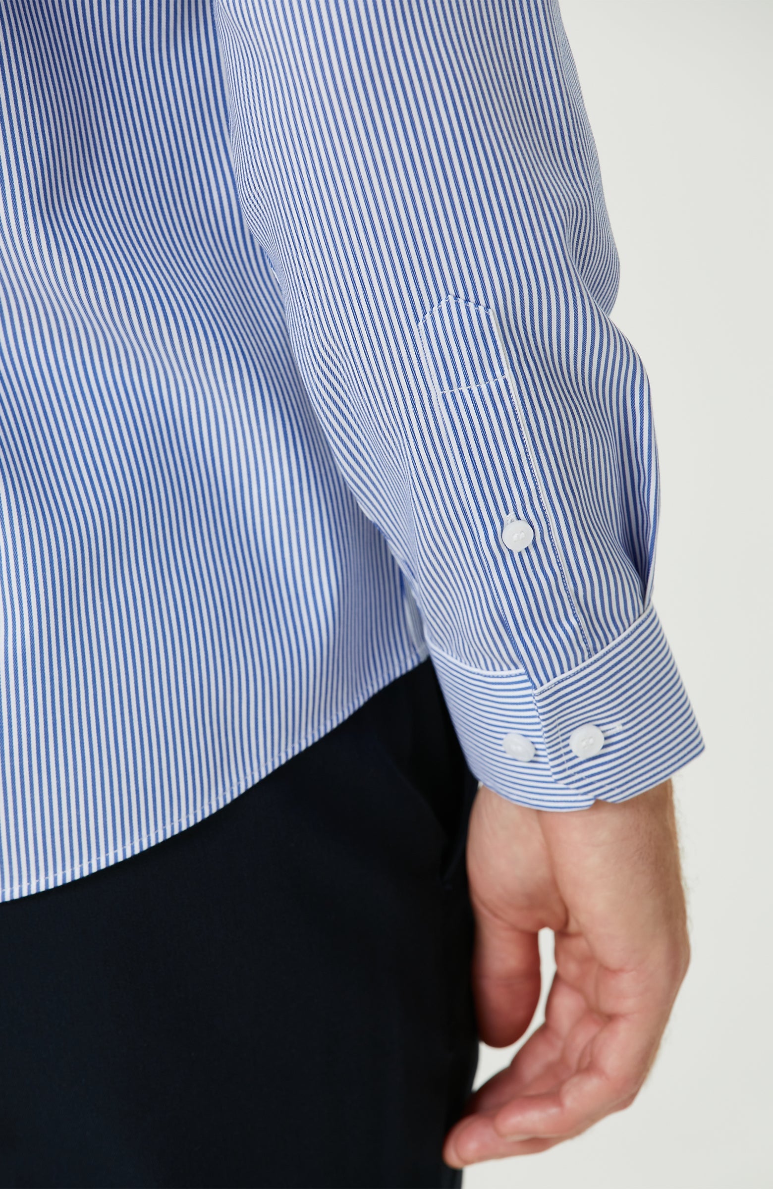 MEN'S STRIPE PATTERN NON-IRON SHIRT