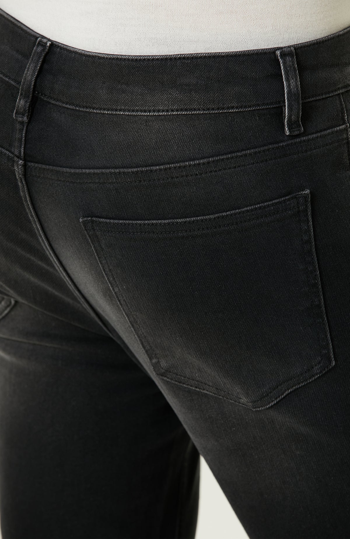 MEN'S DENIM TROUSERS