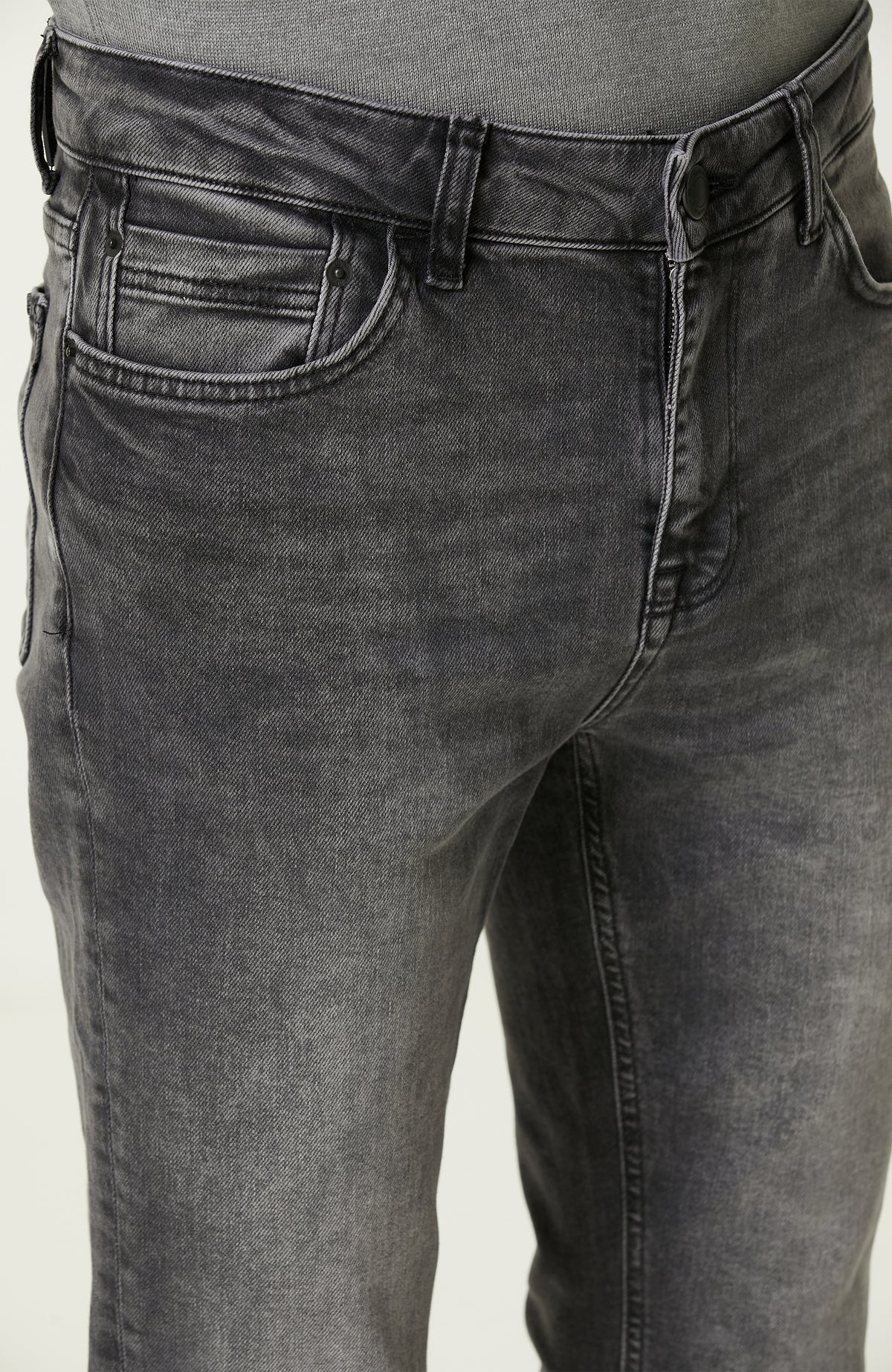 MEN'S DENIM TROUSERS