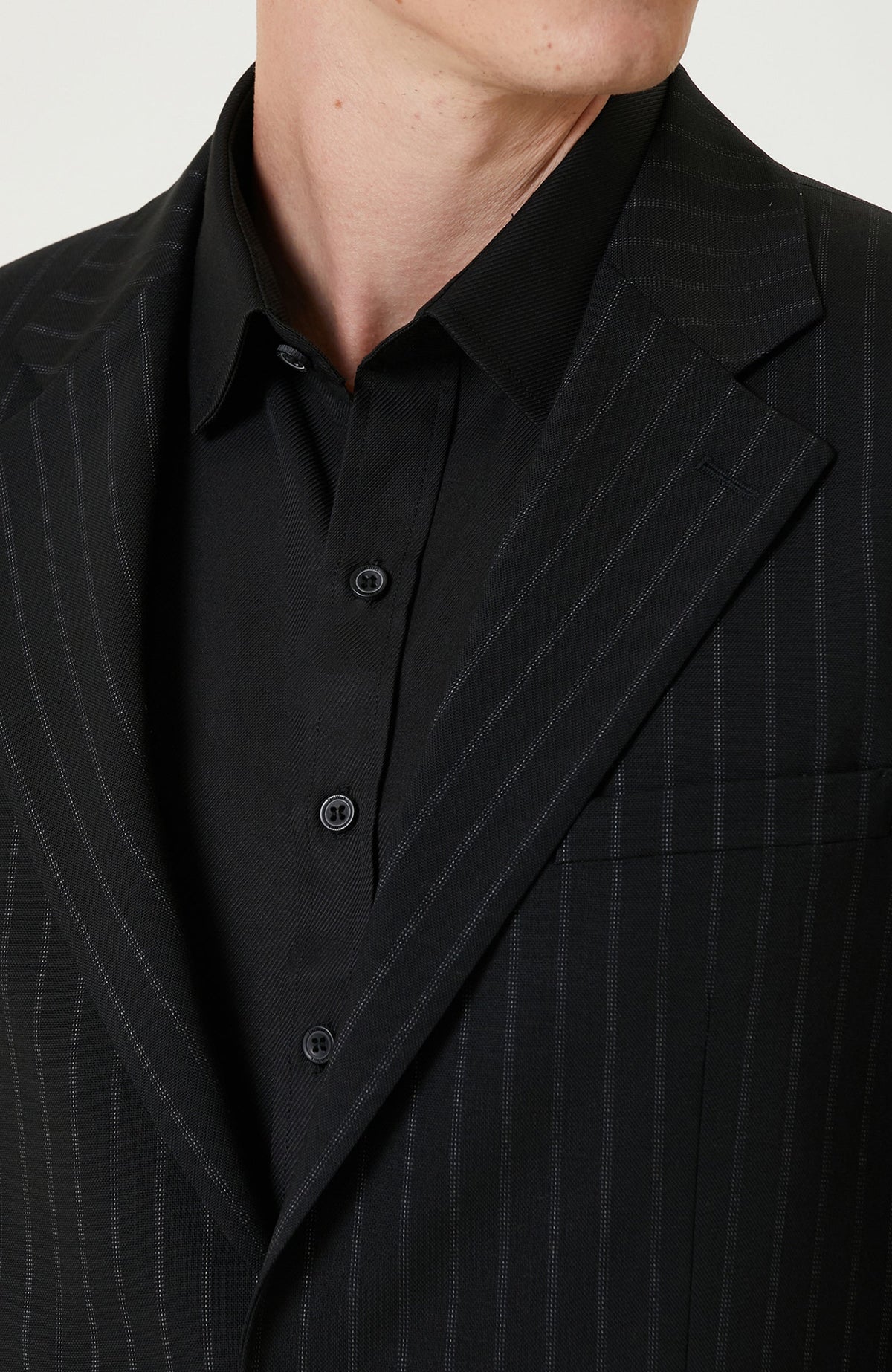 MEN'S SUIT