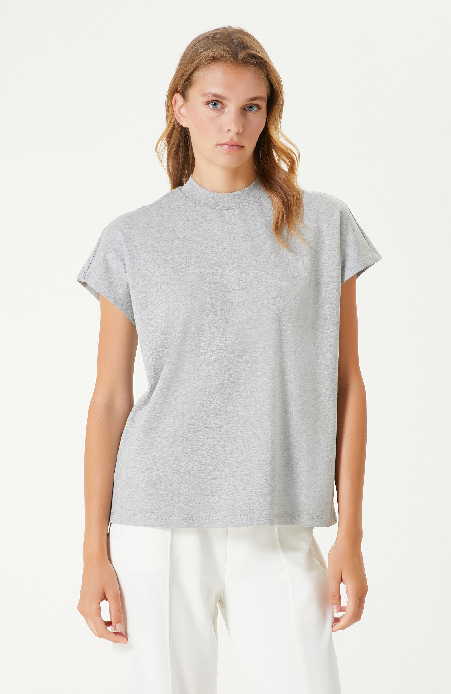 WOMEN'S TSHIRT