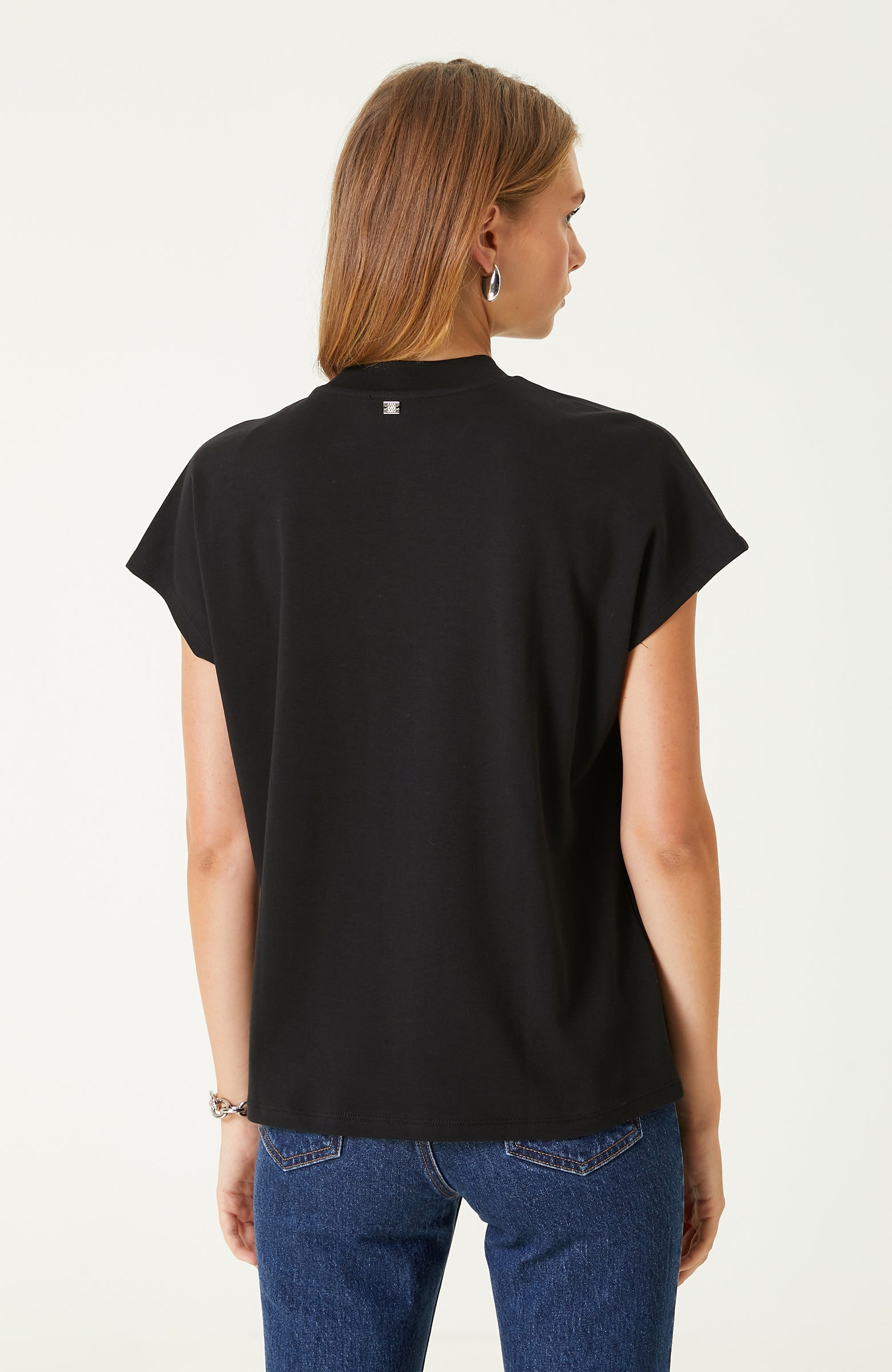 WOMEN'S TSHIRT