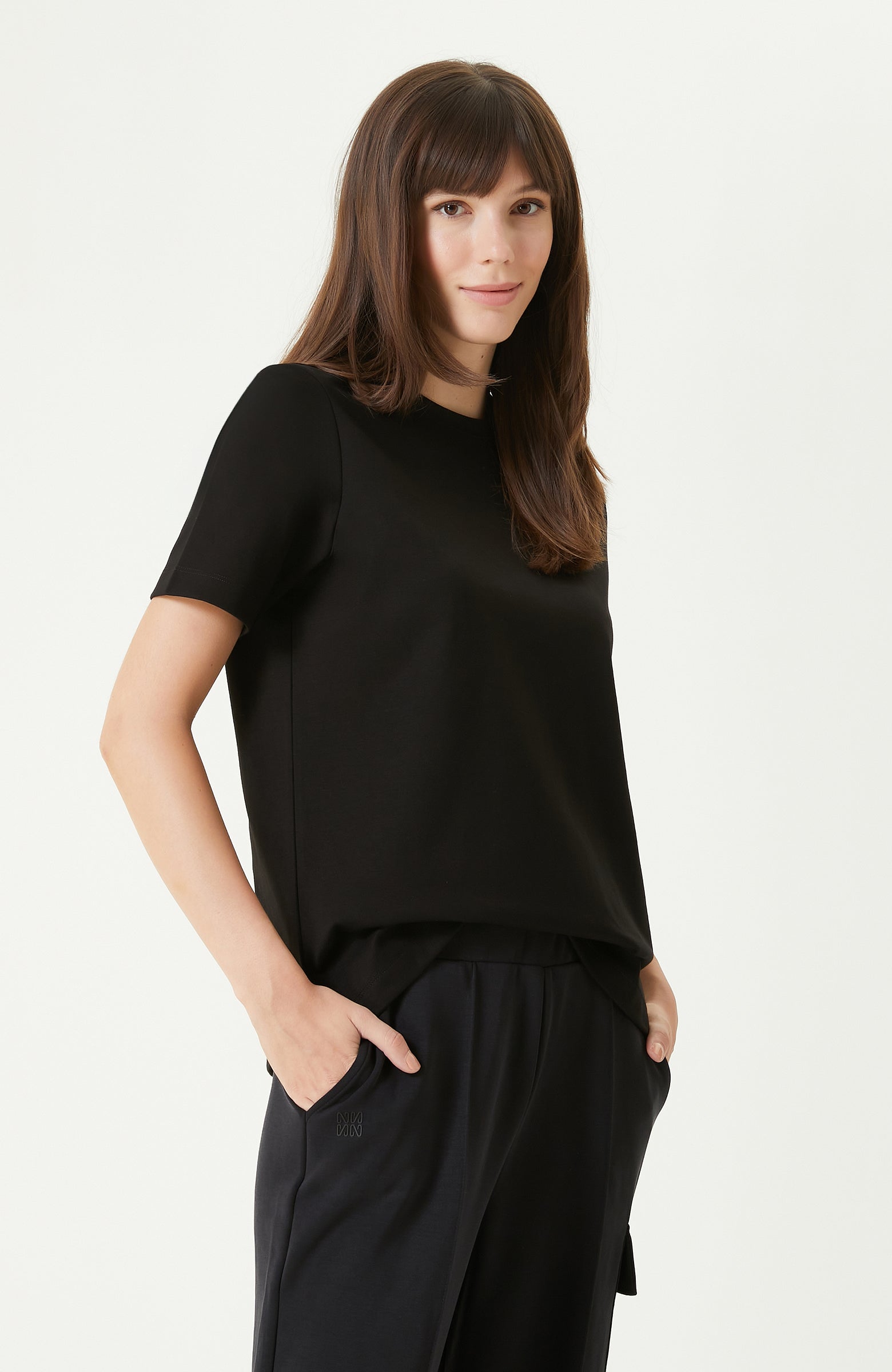 WOMEN'S T-SHIRT