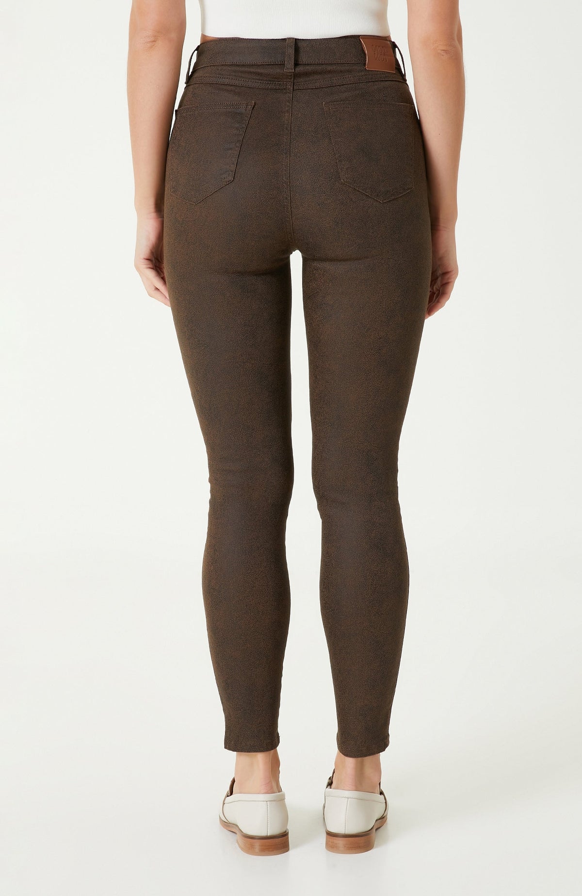 WOMEN'S PATTERNED TROUSERS