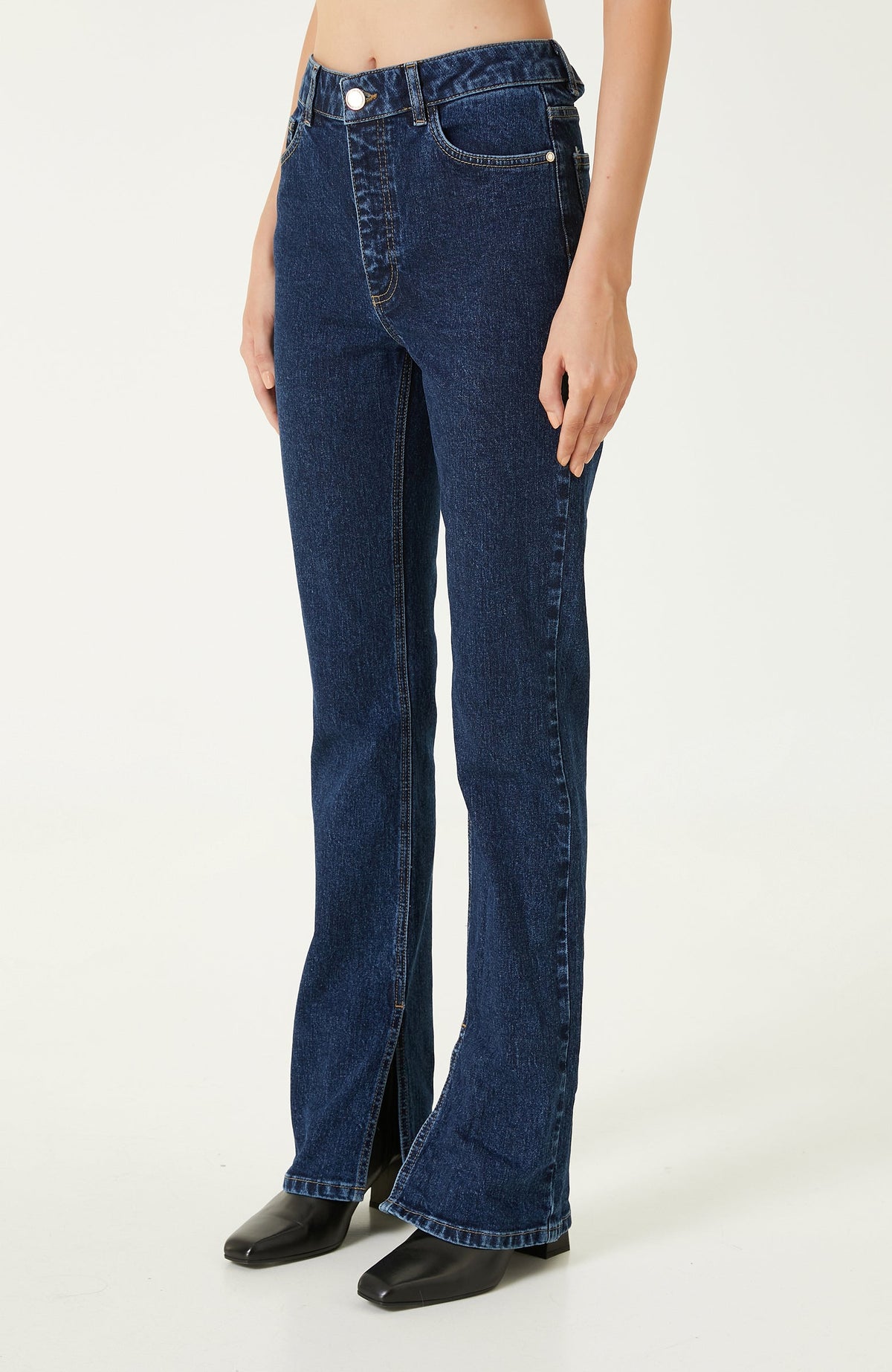 WOMEN'S DENIM PANTS