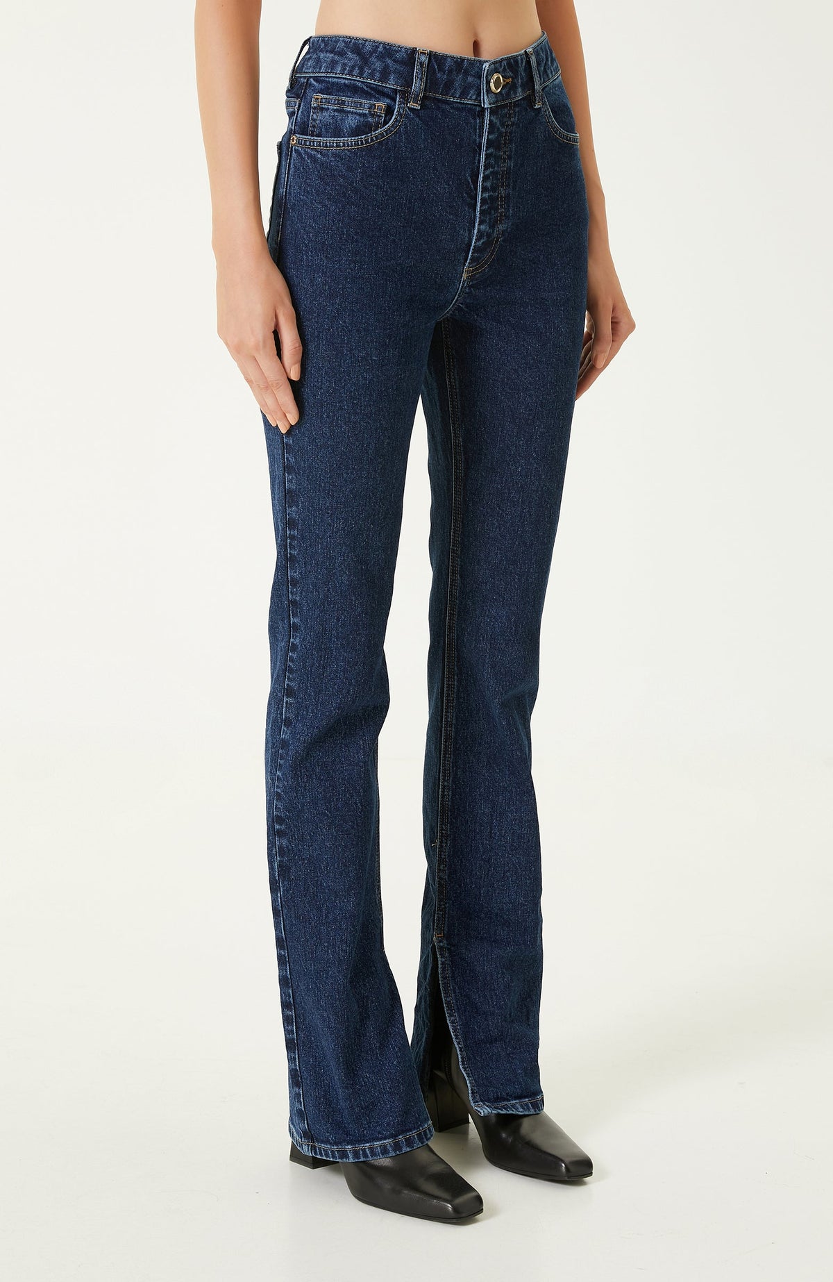 WOMEN'S DENIM PANTS