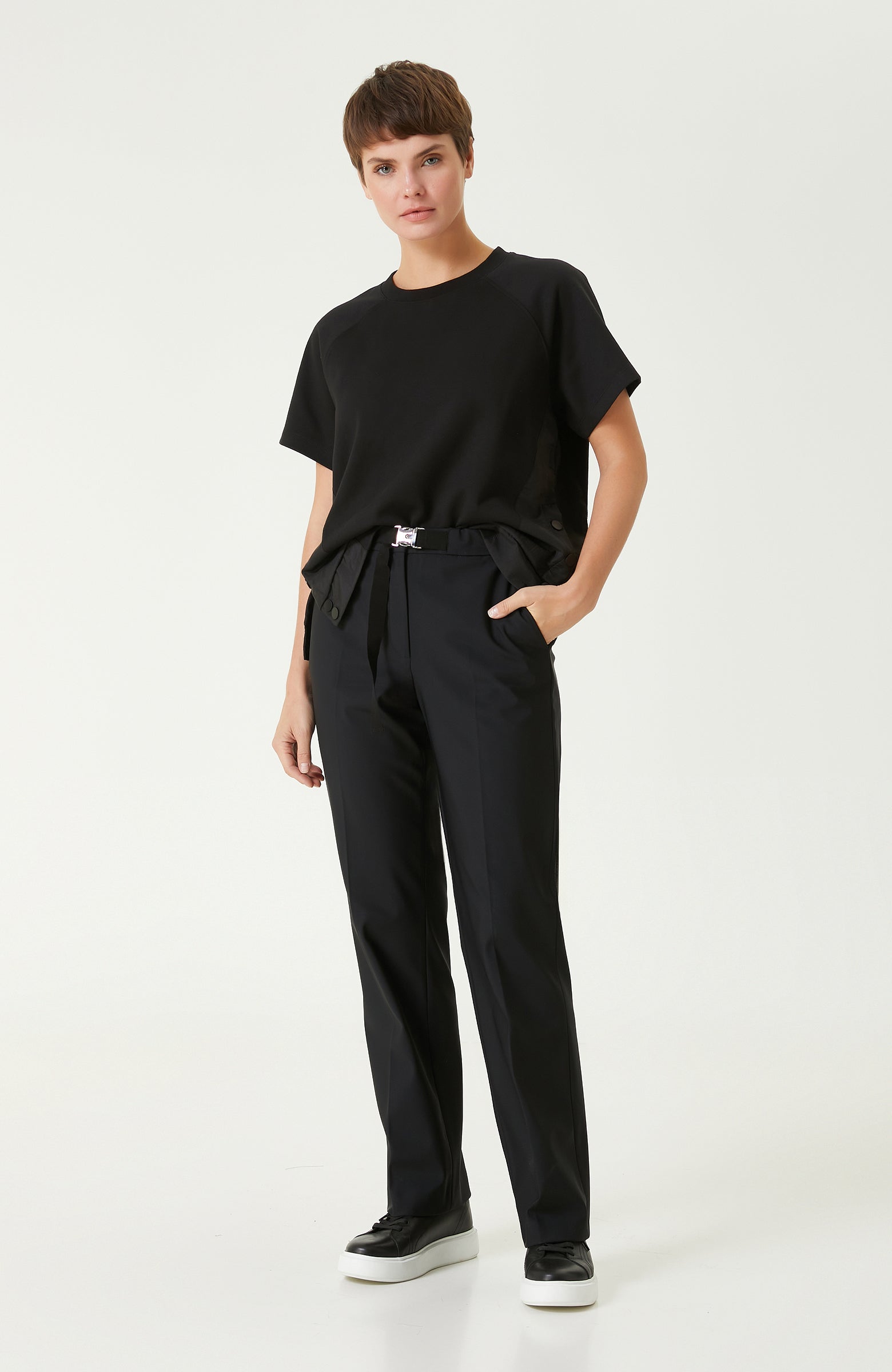 WOMEN'S TROUSERS