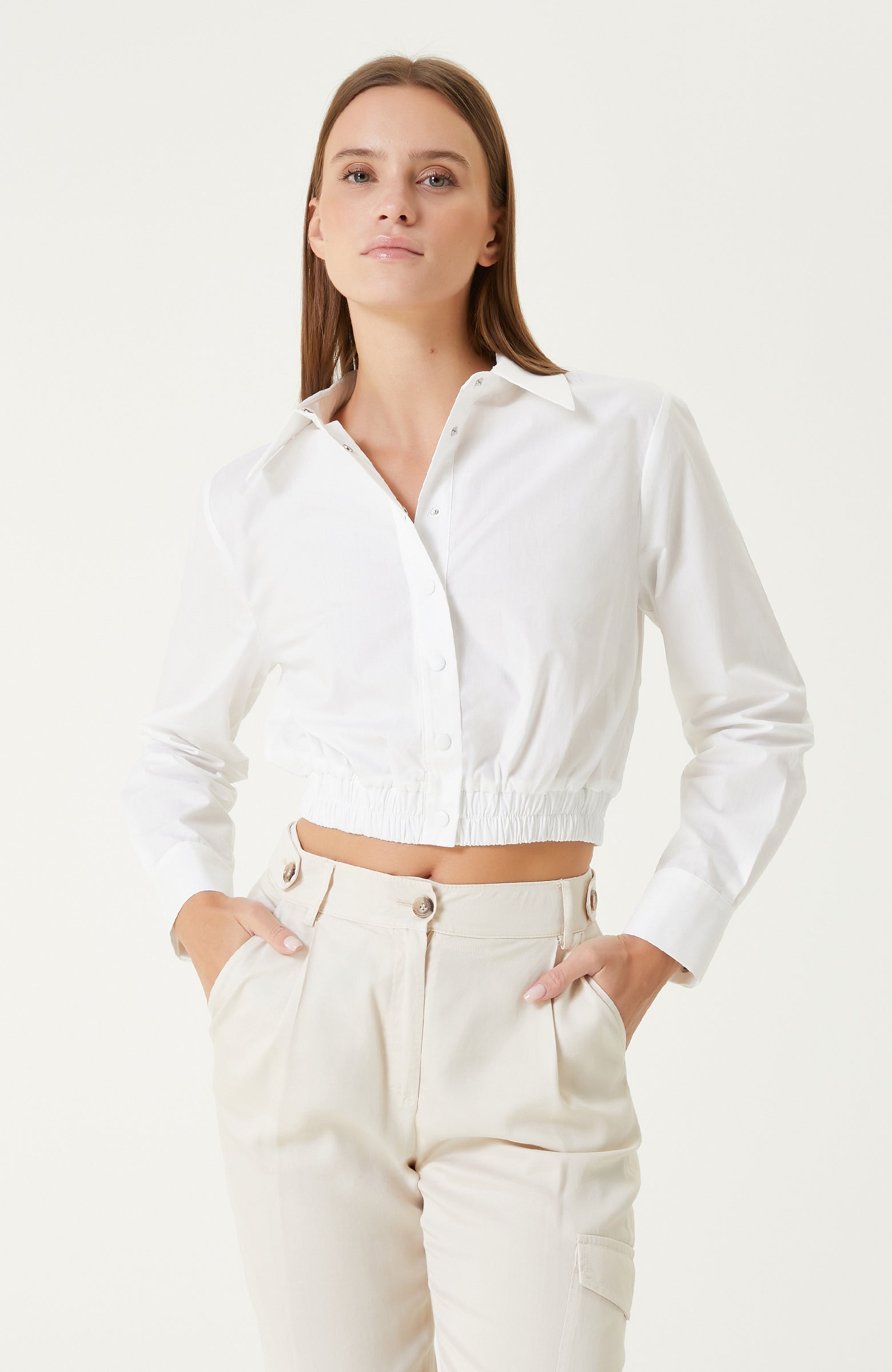 WOMEN'S WHITE SHIRT
