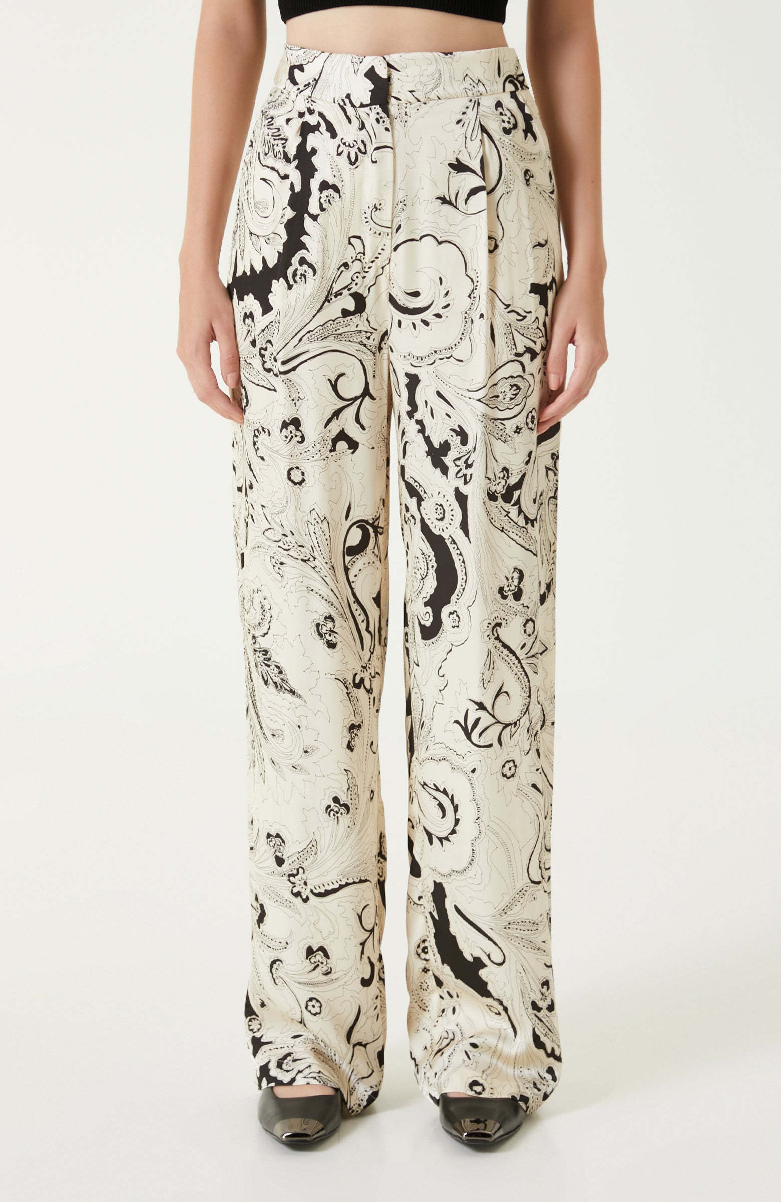 WOMEN'S PATTERNED TROUSERS