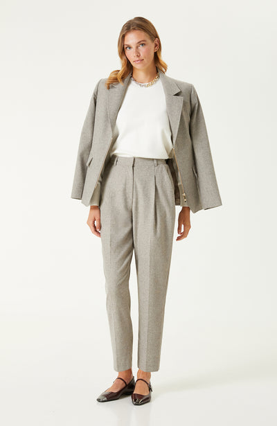 WOMEN'S TROUSERS