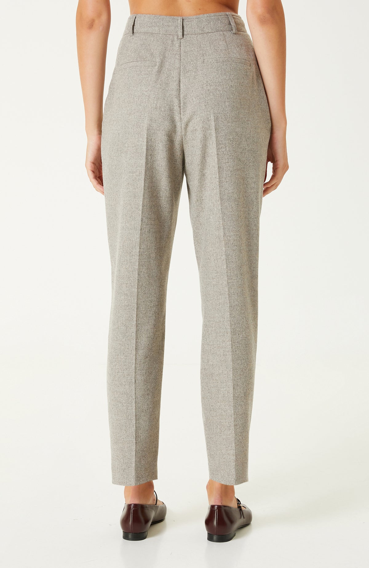 WOMEN'S TROUSERS