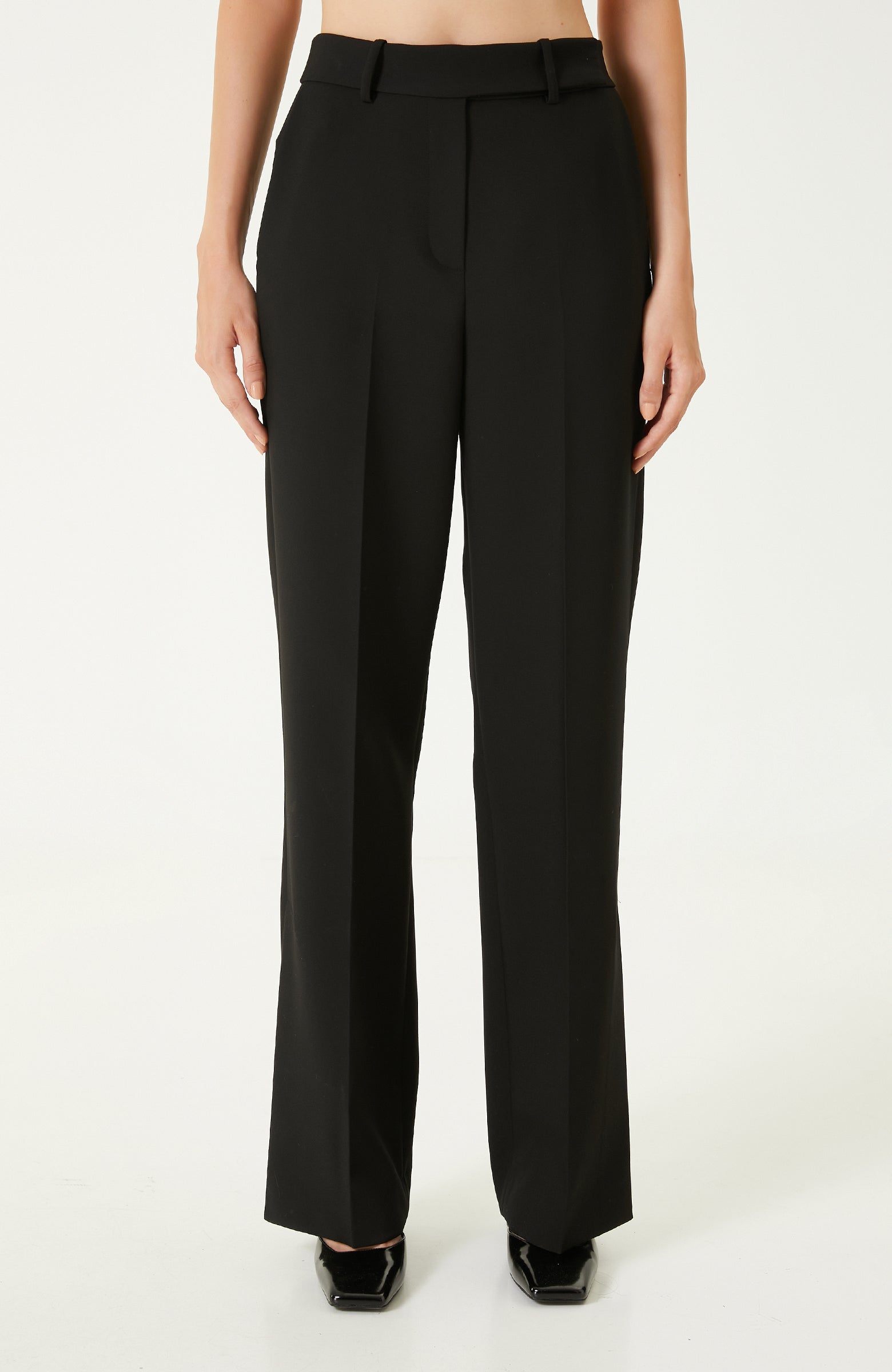 WOMEN'S PANTS