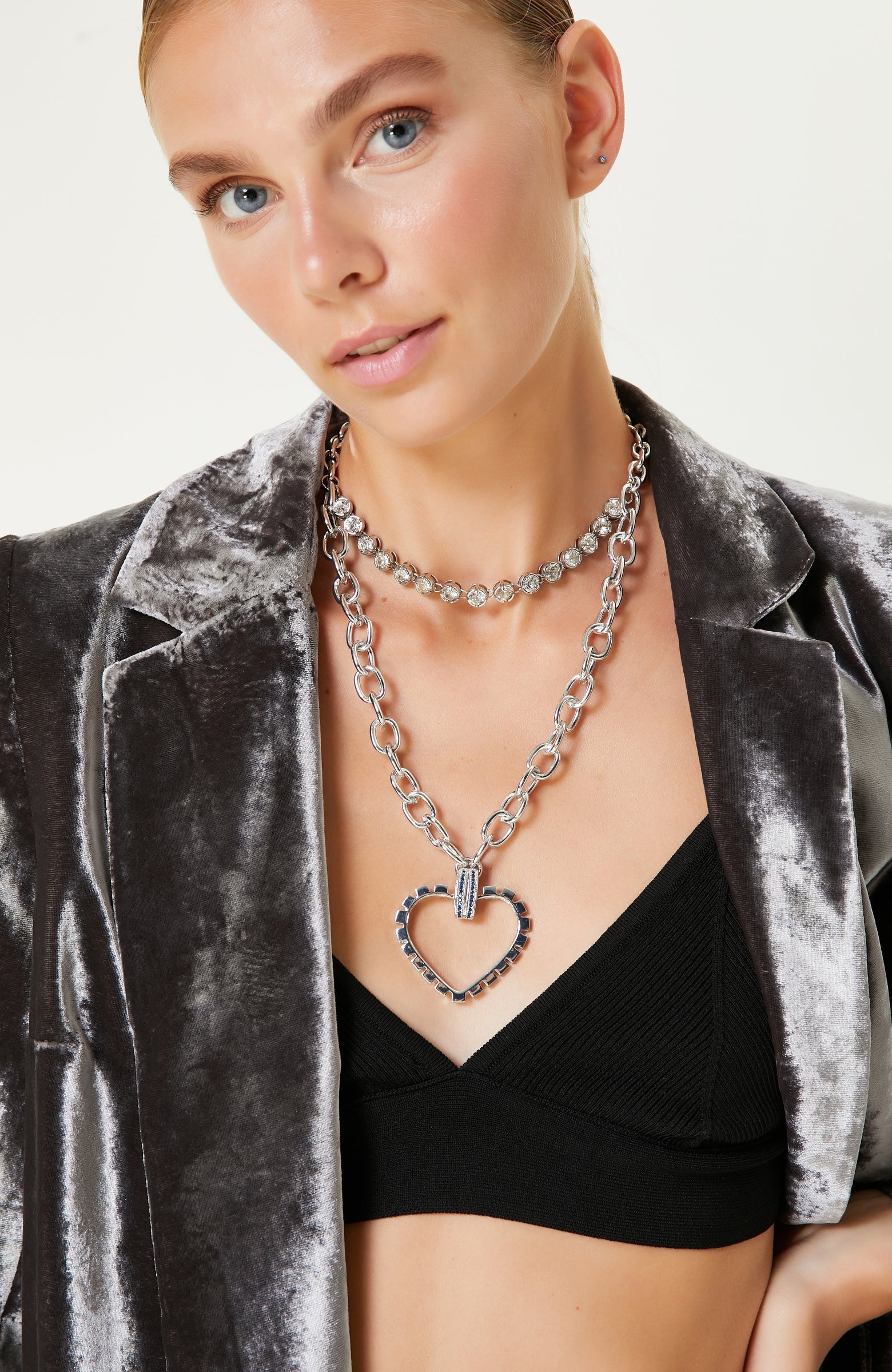 WOMEN'S NECKLACE