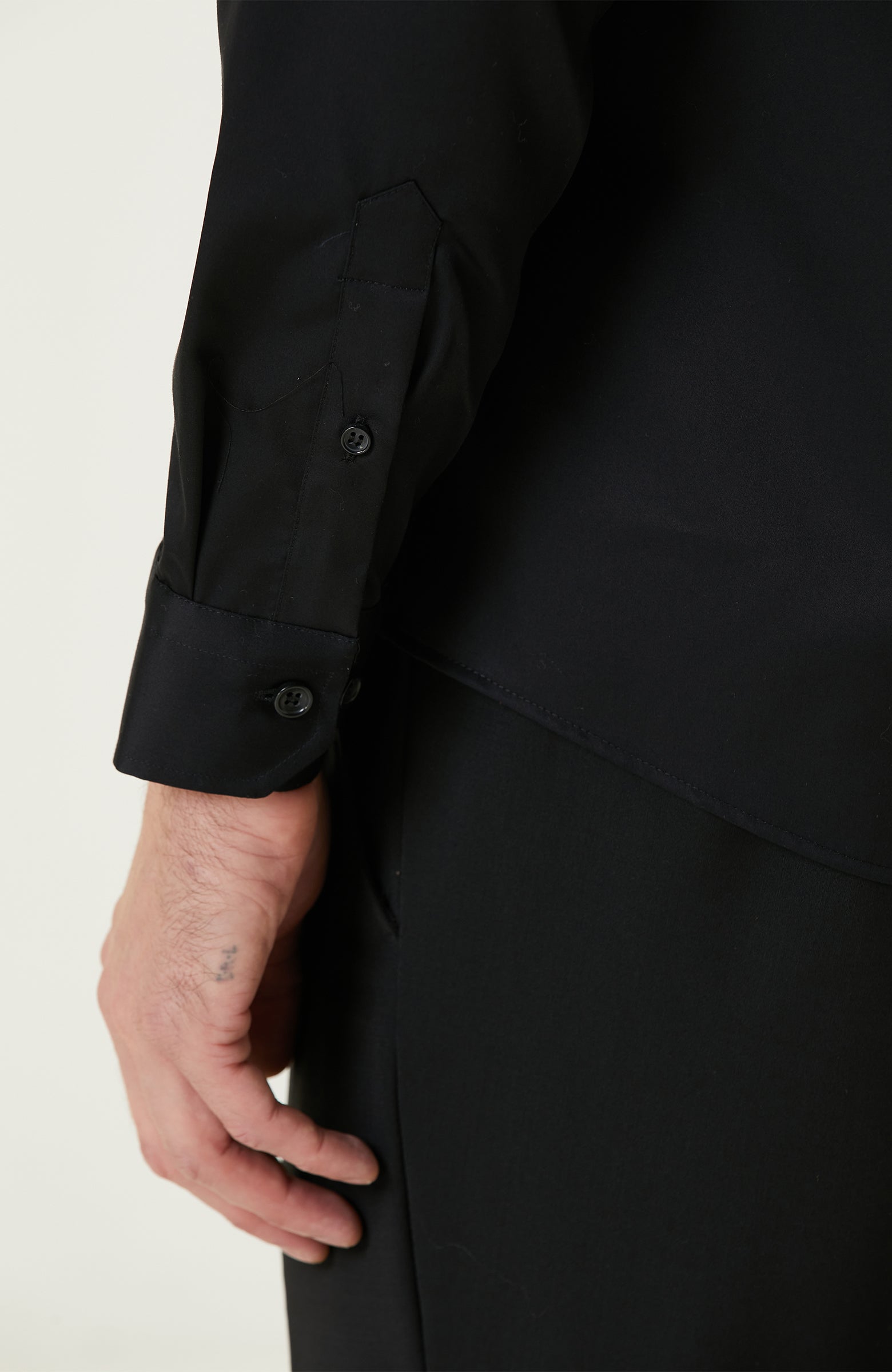 MEN'S Black Non-Iron Satin Shirt