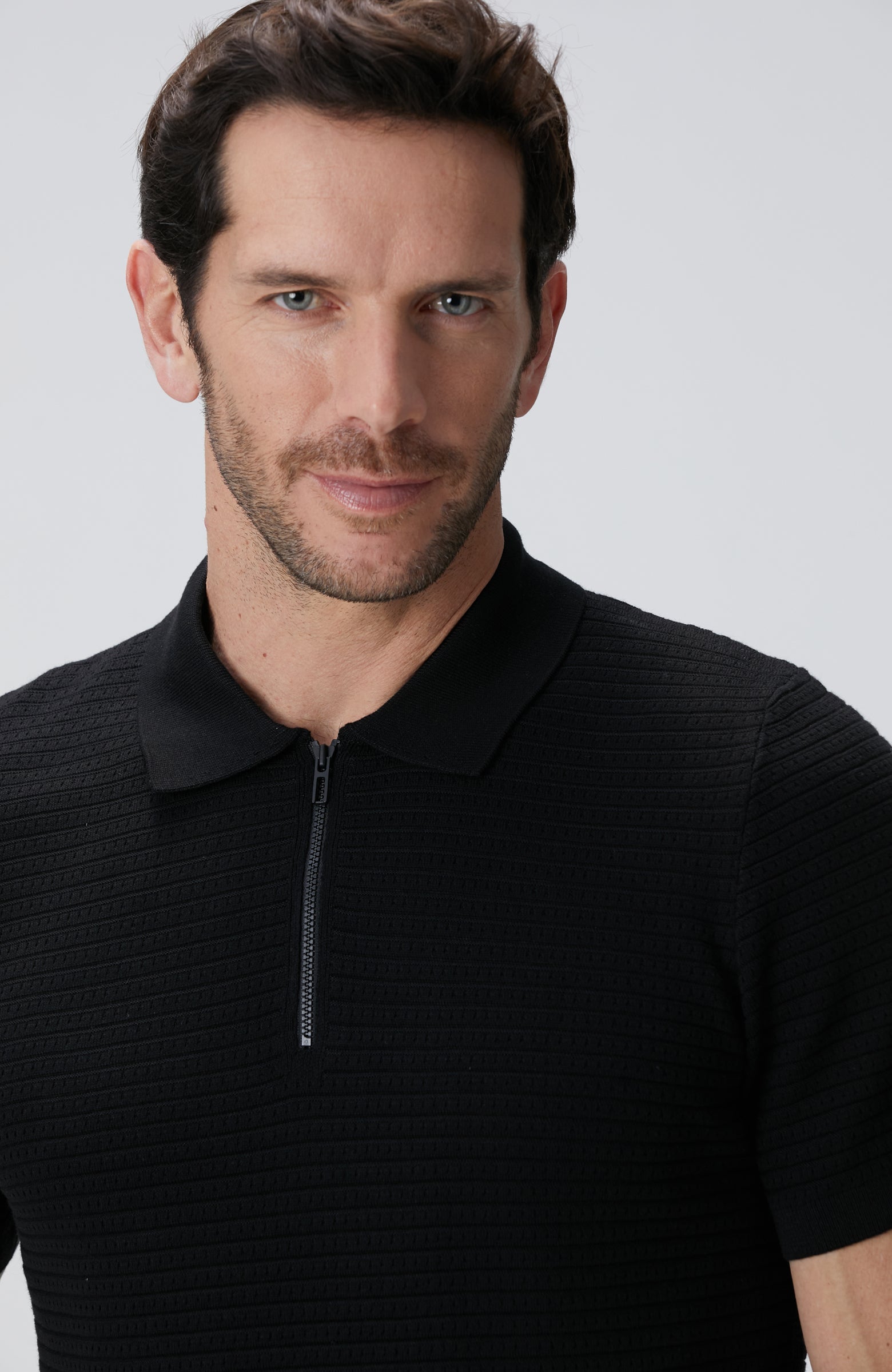 MEN'S Black Short Sleeve Sweater