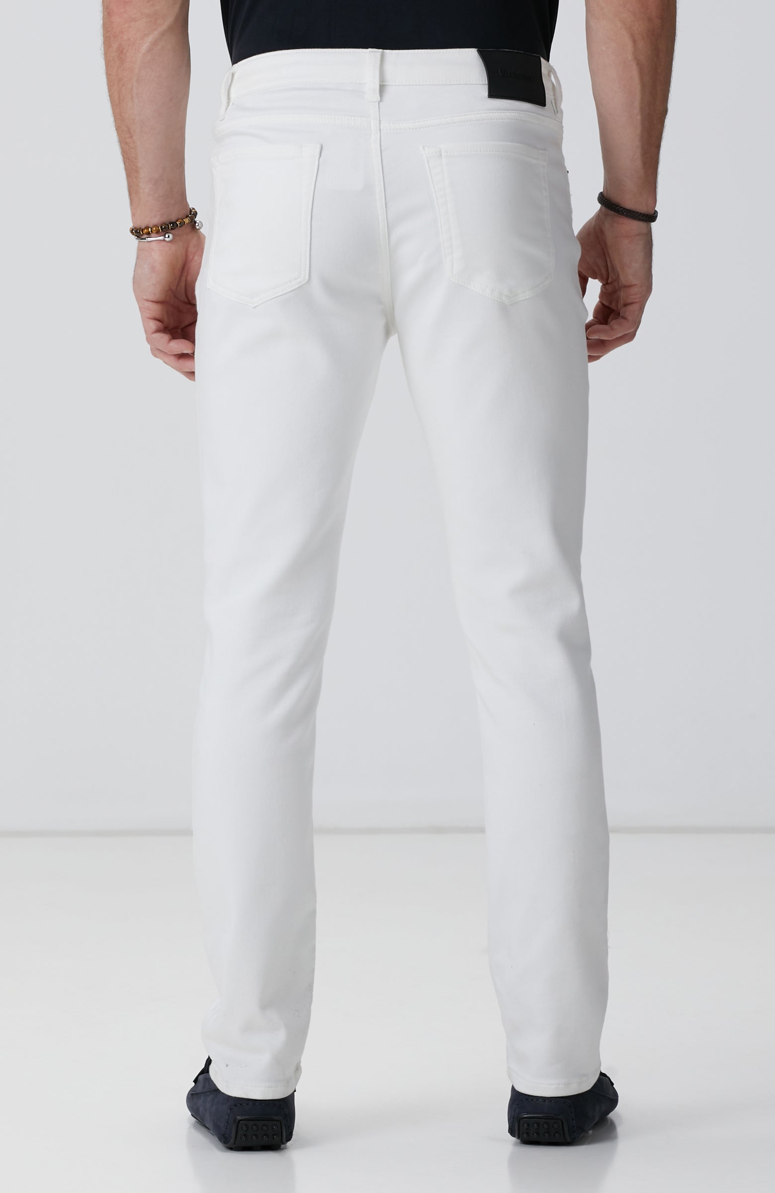 MEN'S Off-White Casual Pants