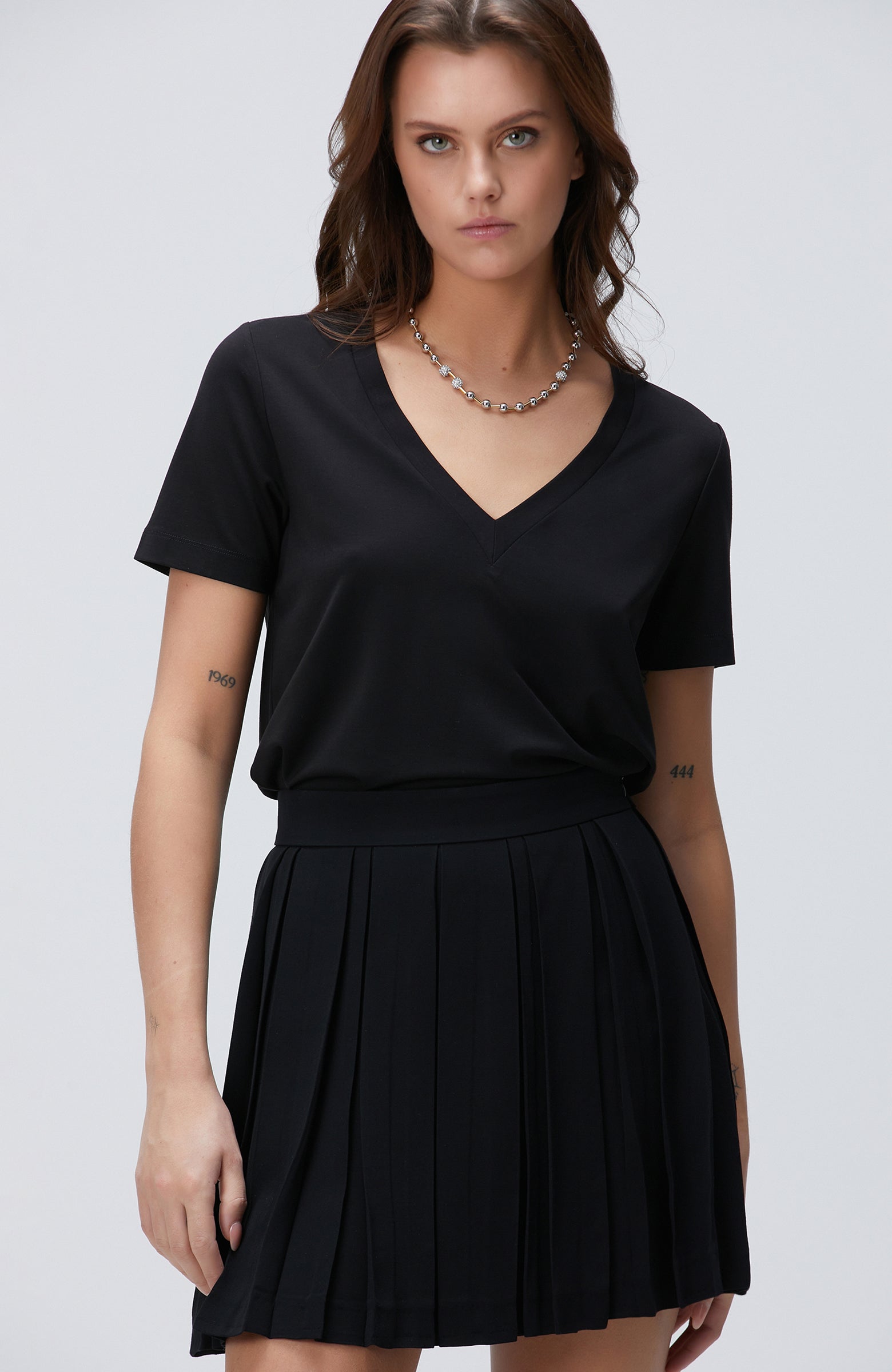 WOMEN'S Black T-Shirt