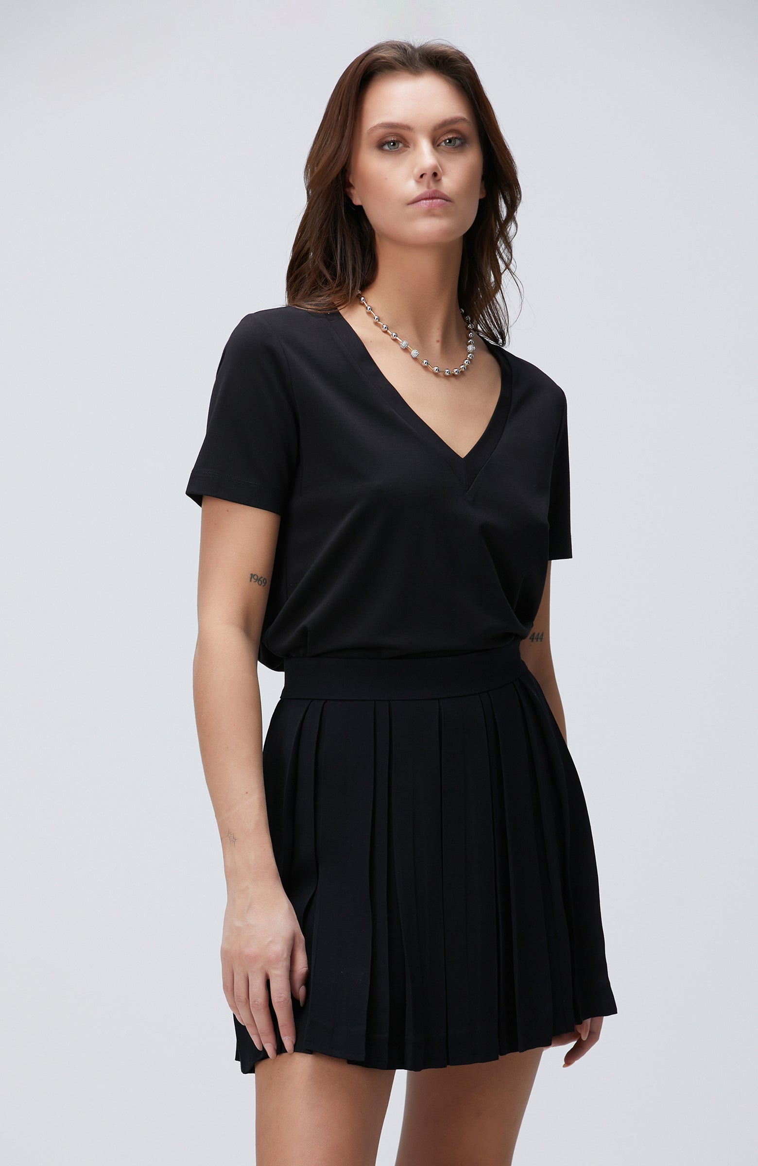 WOMEN'S Black T-Shirt