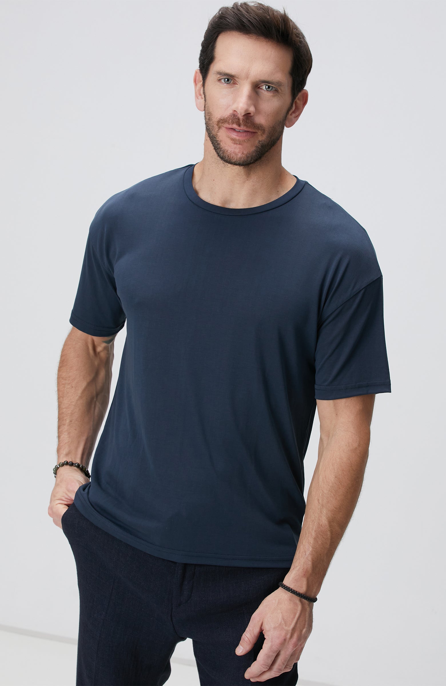 MEN'S Navy Blue Basic T-Shirt