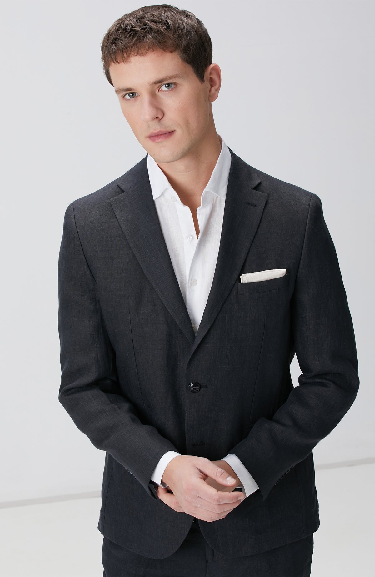 MEN'S SUIT