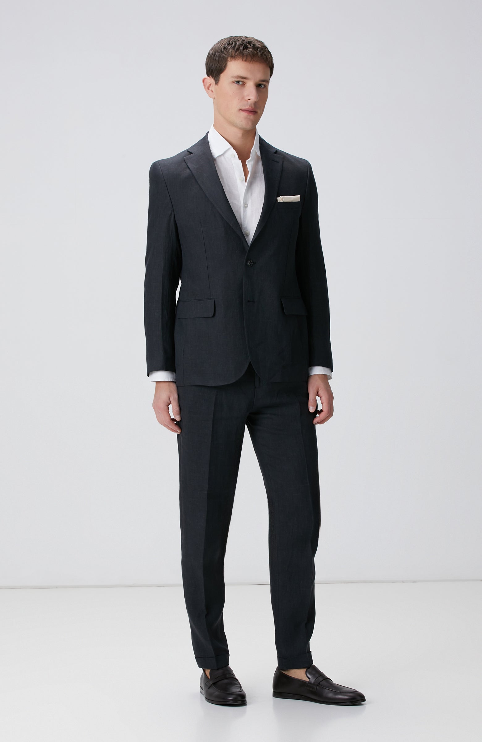 MEN'S SUIT