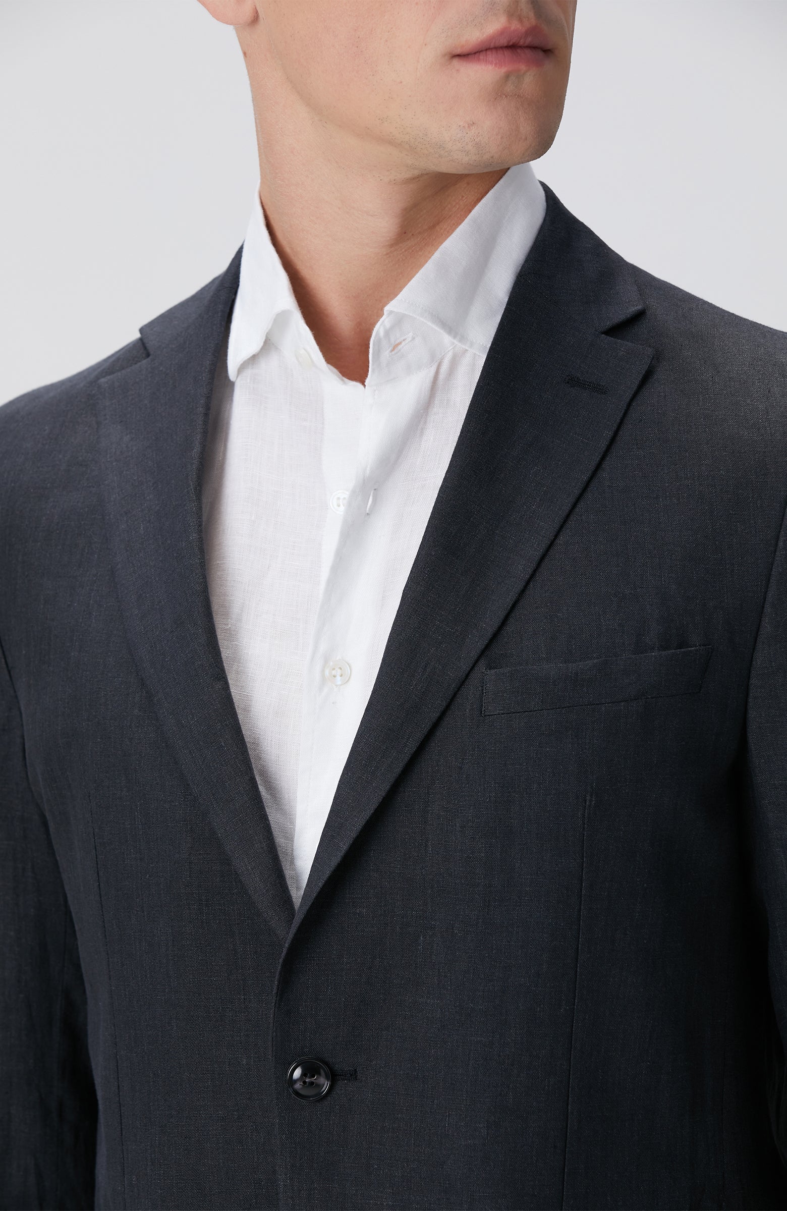 MEN'S SUIT