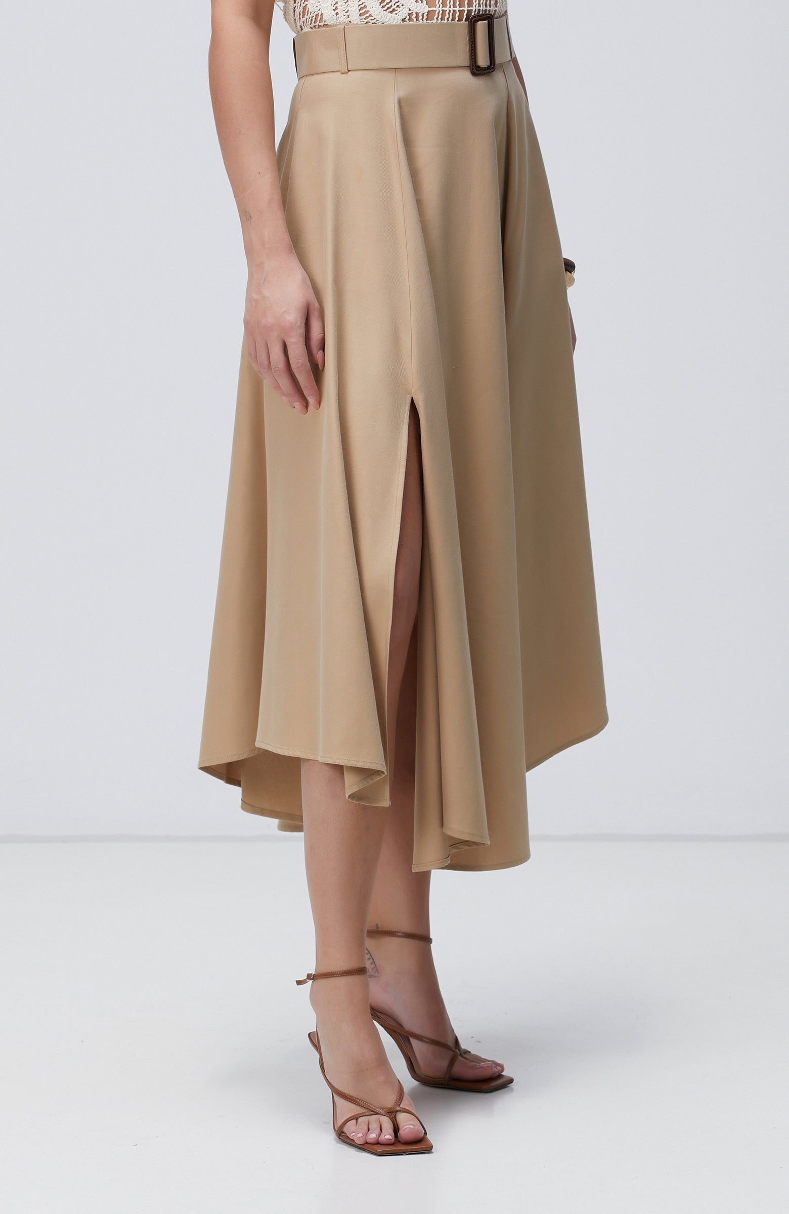 WOMEN'S Midi Skirt With Beige Belt