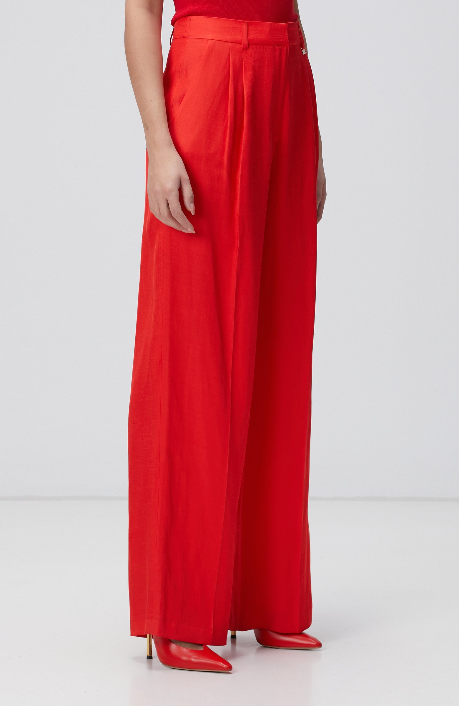 WOMEN'S Red Linen Trousers