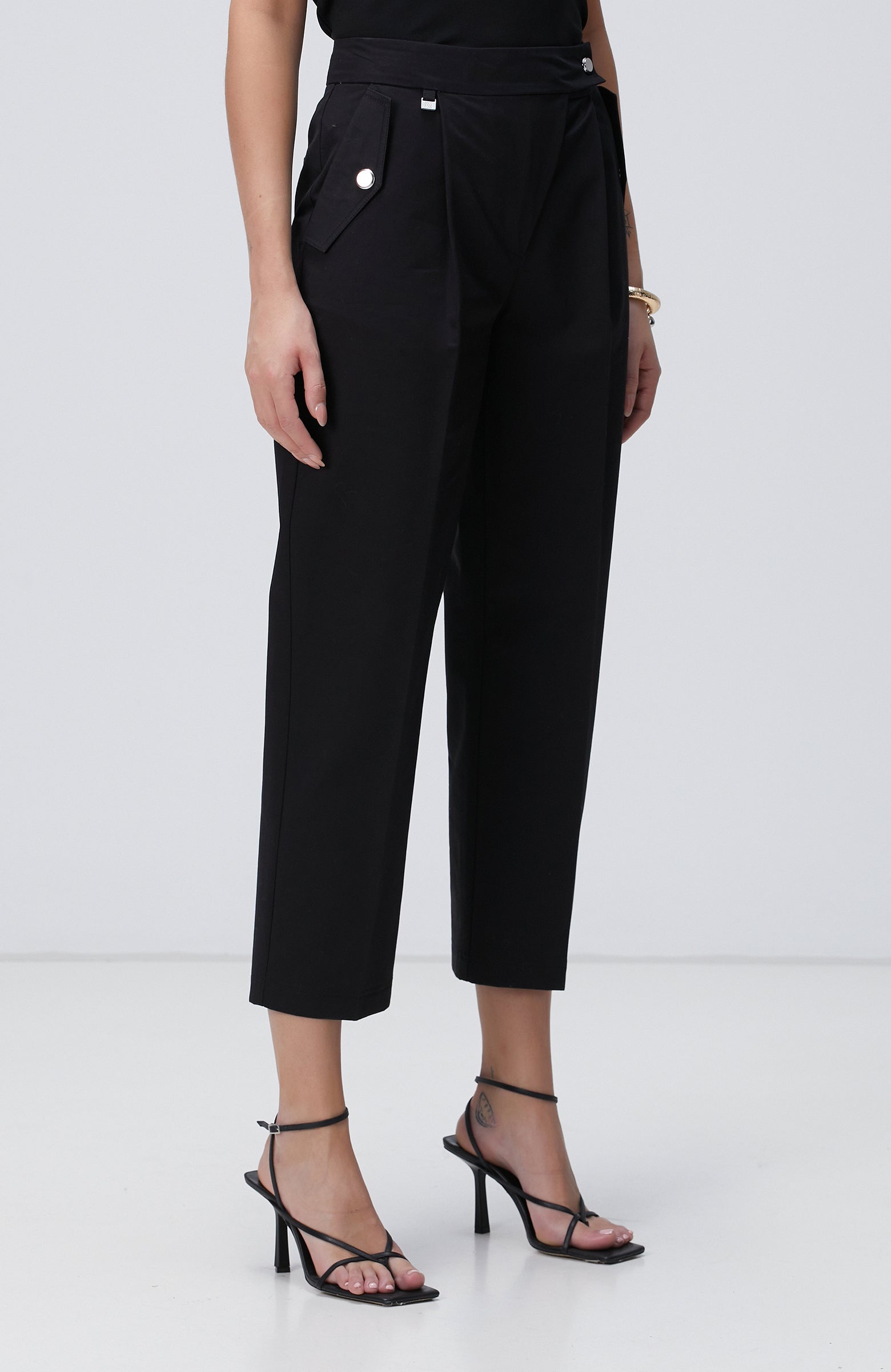 WOMEN'S Pants
