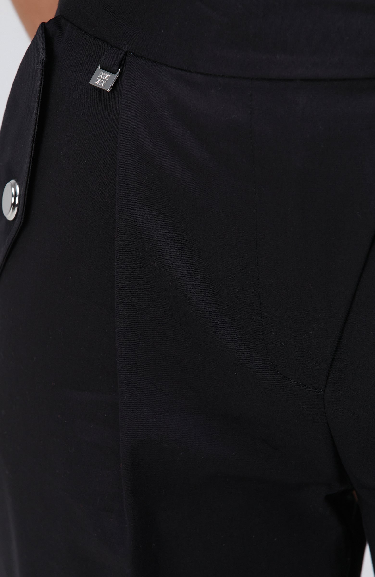 WOMEN'S Pants