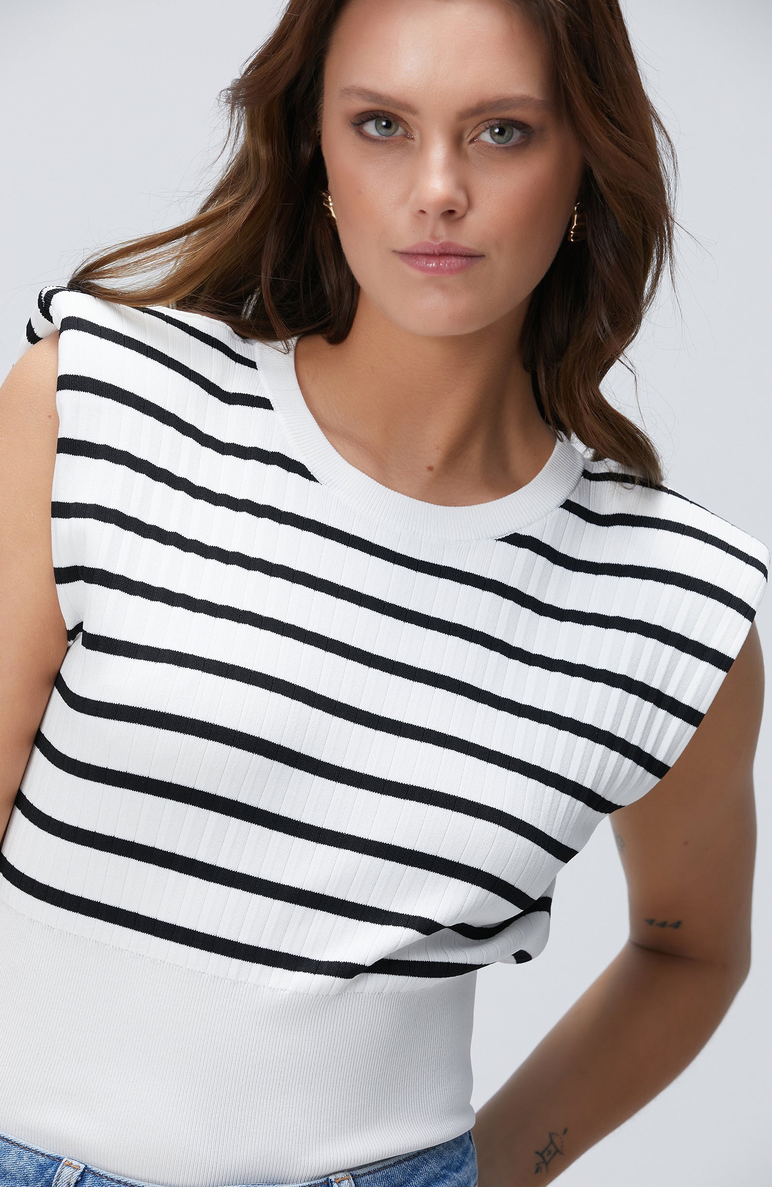 WOMEN'S Striped Sweater