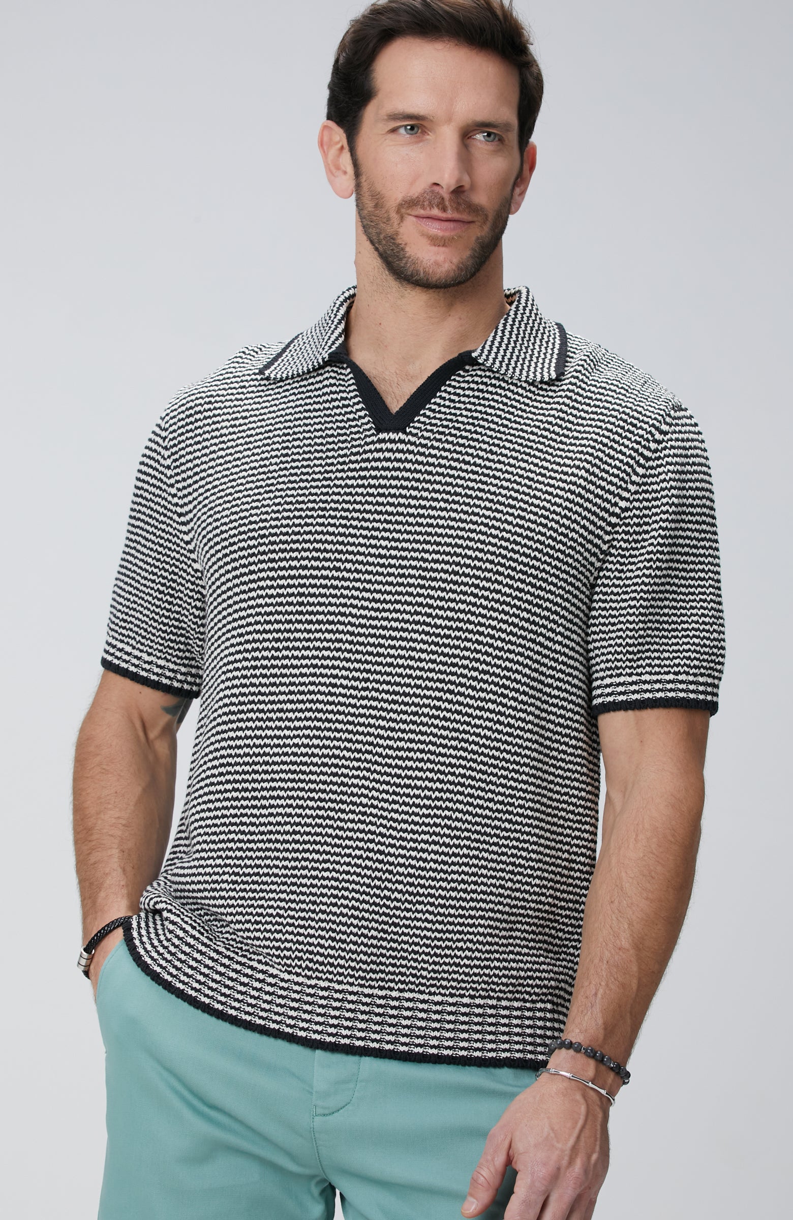 MEN'S Black Knit Sweater