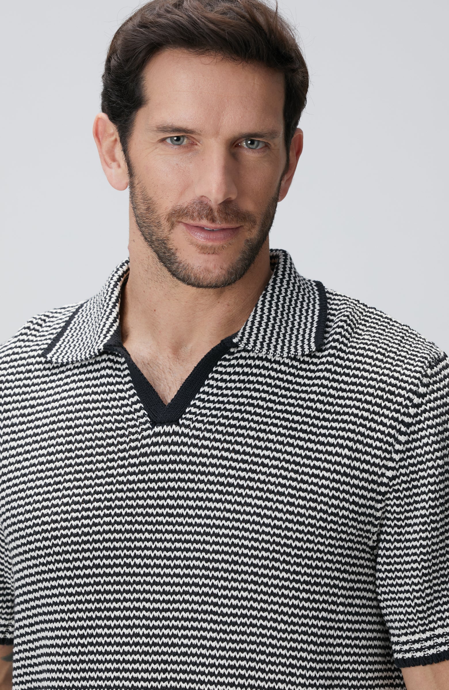 MEN'S Black Knit Sweater