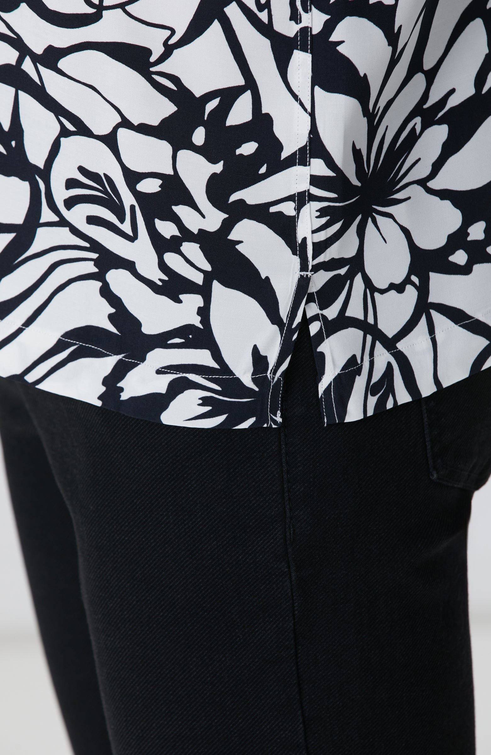 MEN'S Off-White Shirt