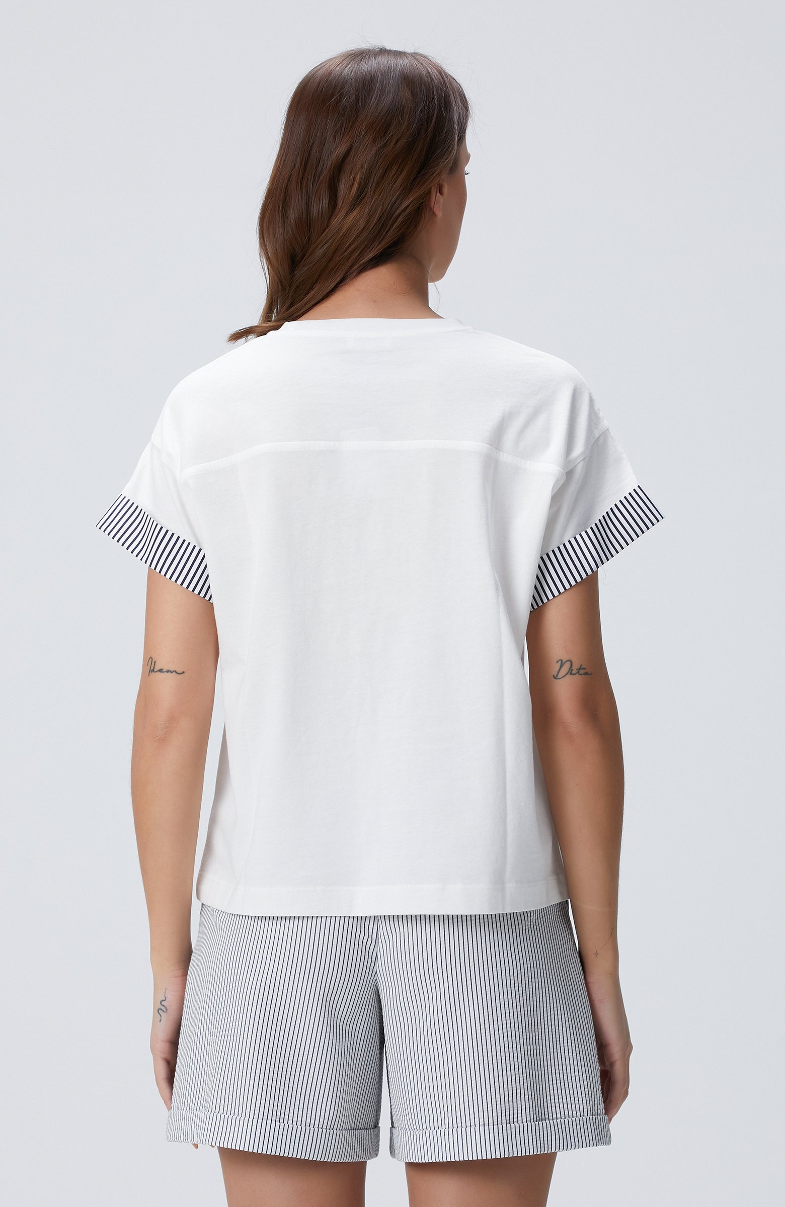 WOMEN'S T-Shirt