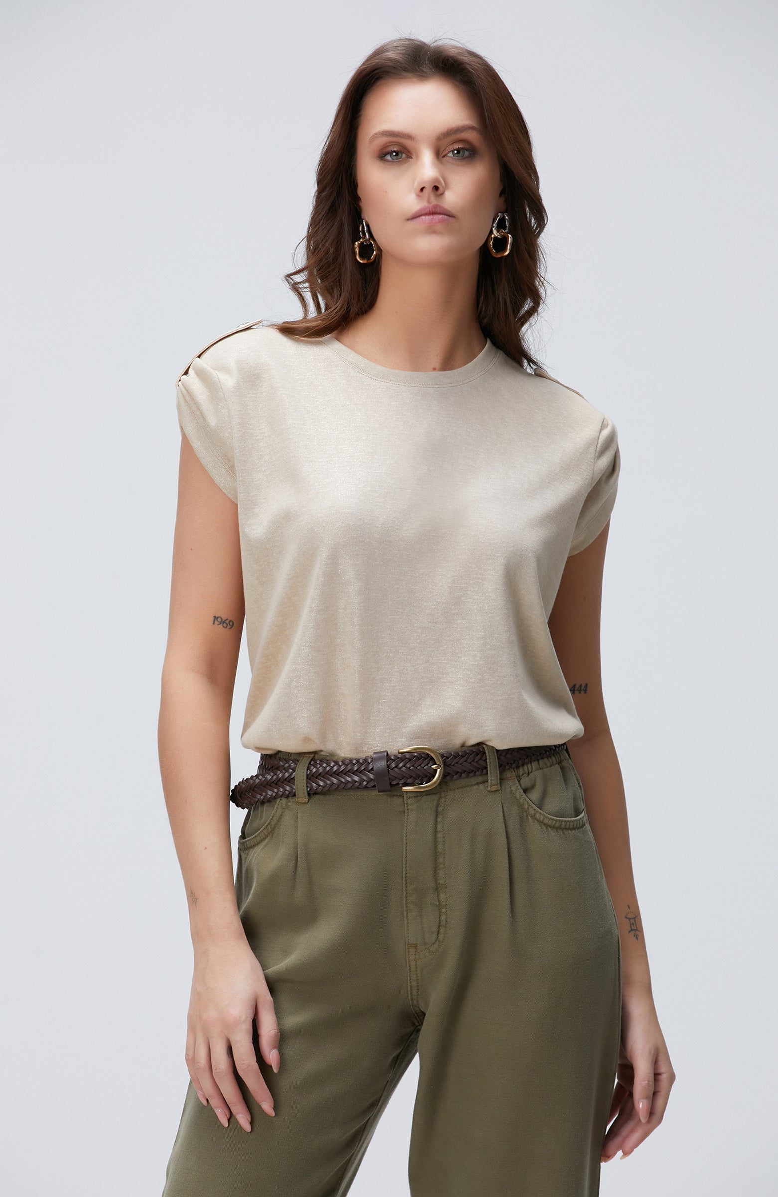 WOMEN'S Beige T-Shirt