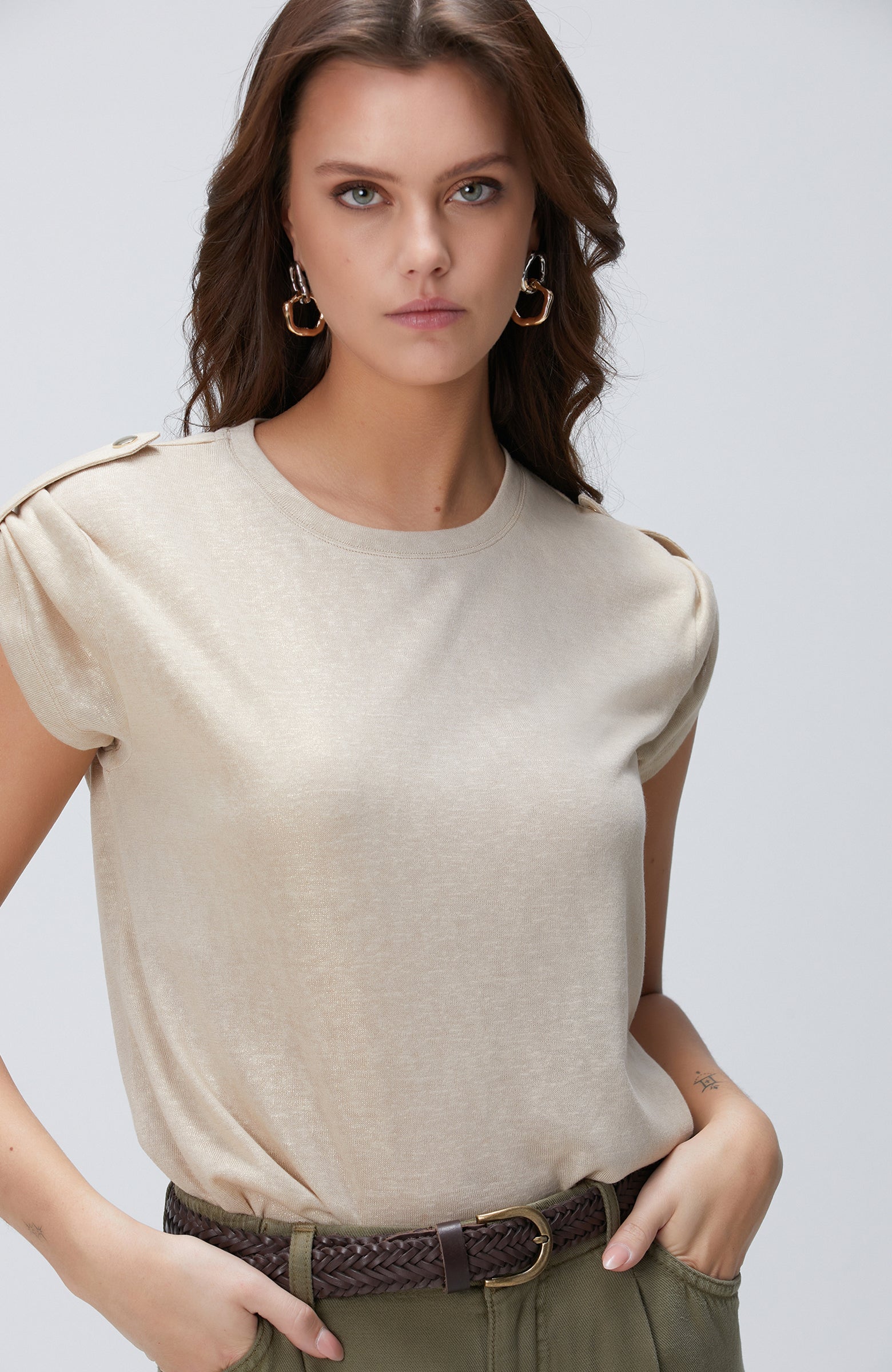 WOMEN'S Beige T-Shirt